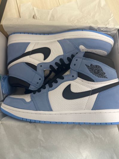 Nike Air Jordan 1 High OG "University Blue"
