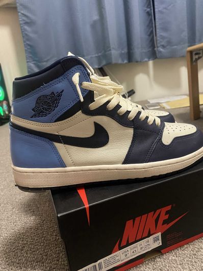 Nike Air Jordan 1 Retro High OG "Obsidian/University Blue"