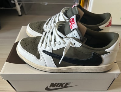 Travis Scott × Nike Air Jordan 1 Low OG SP "Reverse Olive"