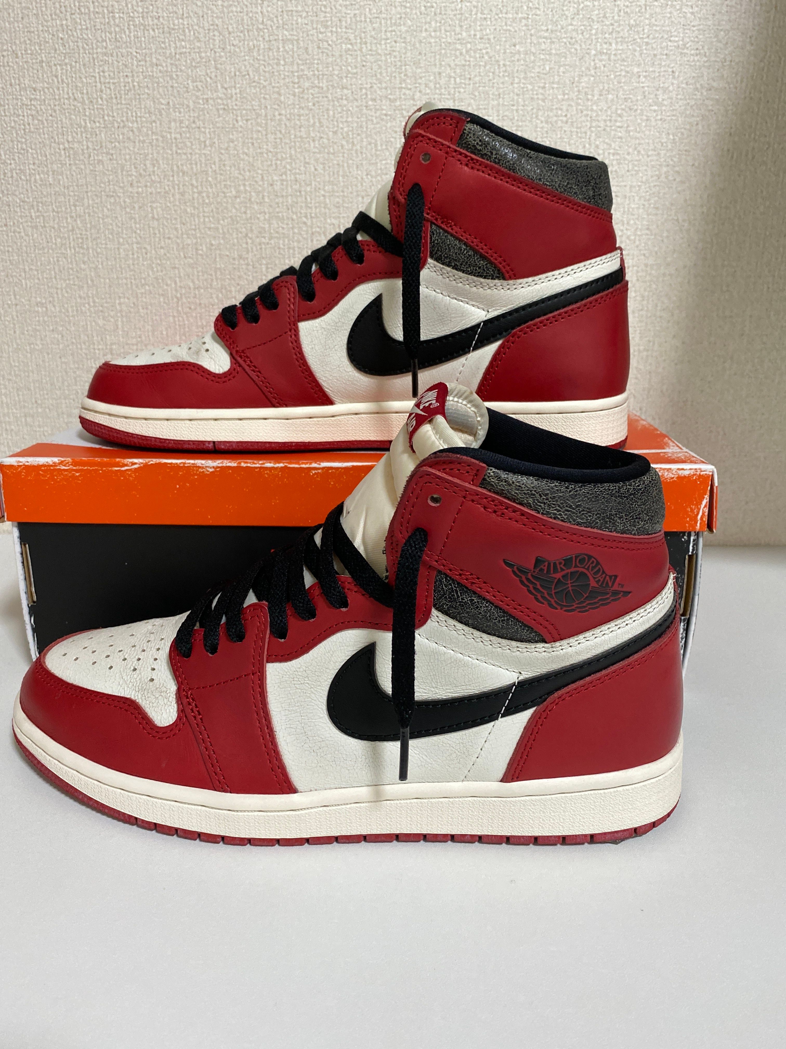 Nike Air Jordan 1 High OG "Lost & Found/Chicago"