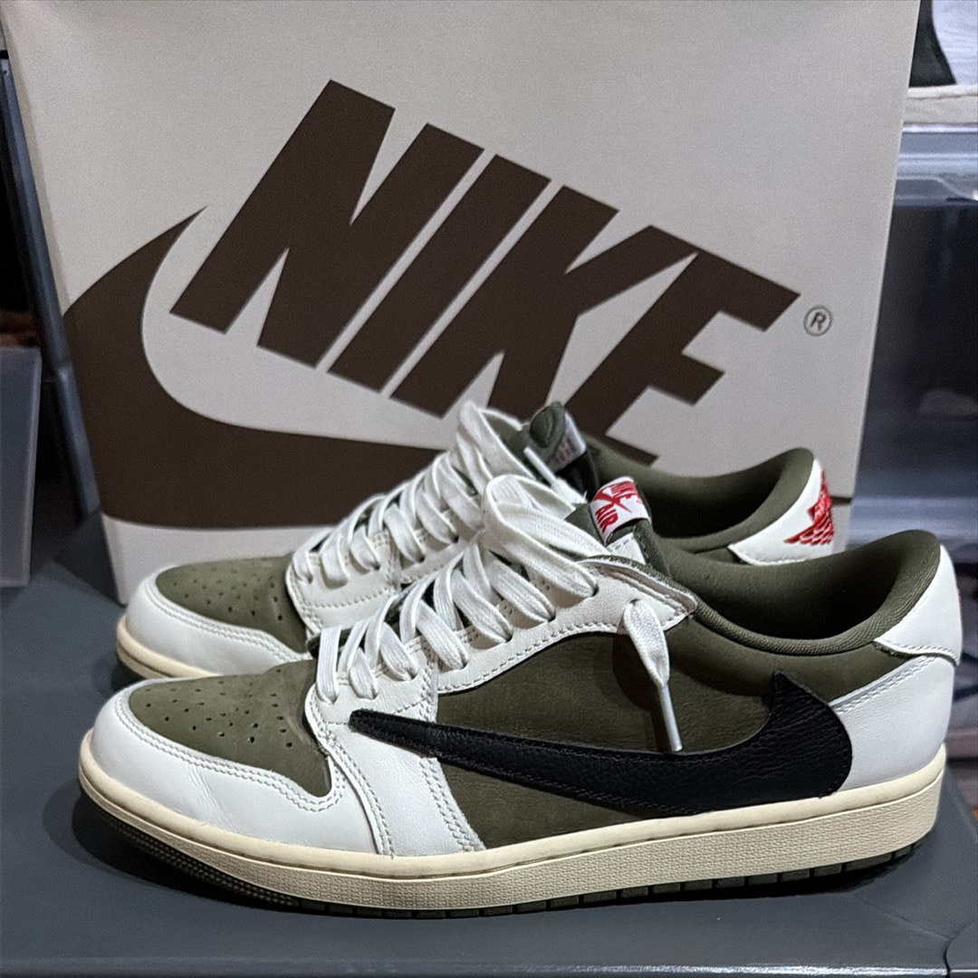 Travis Scott × Nike Air Jordan 1 Low OG SP "Reverse Olive"
