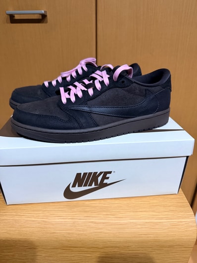 Travis Scott × Nike Air Jordan 1 Low OG SP "Velvet Brown and Dark Mocha"