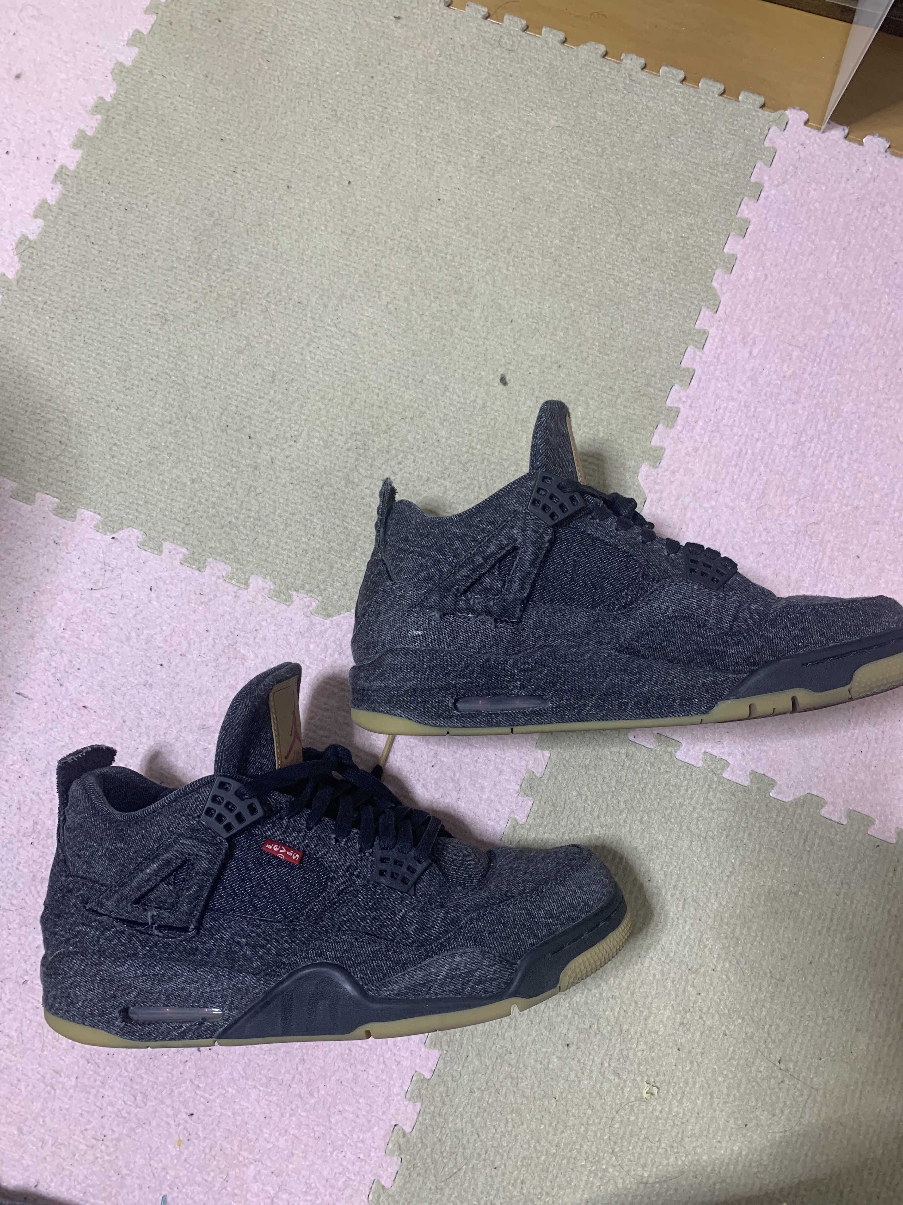 Nike × Levi's Air Jordan 4 "Black Denim" (Tag: LEVIS®)