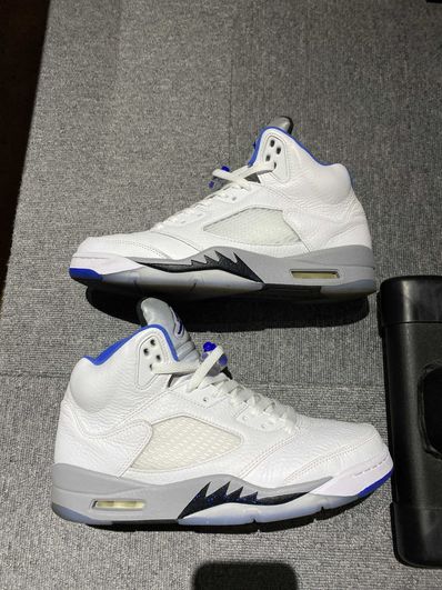 Nike Air Jordan 5 "Stealth 2.0"