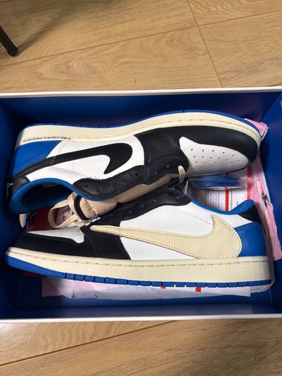 Travis Scott × fragment design × Nike Air Jordan 1 Low OG SP "Military Blue"
