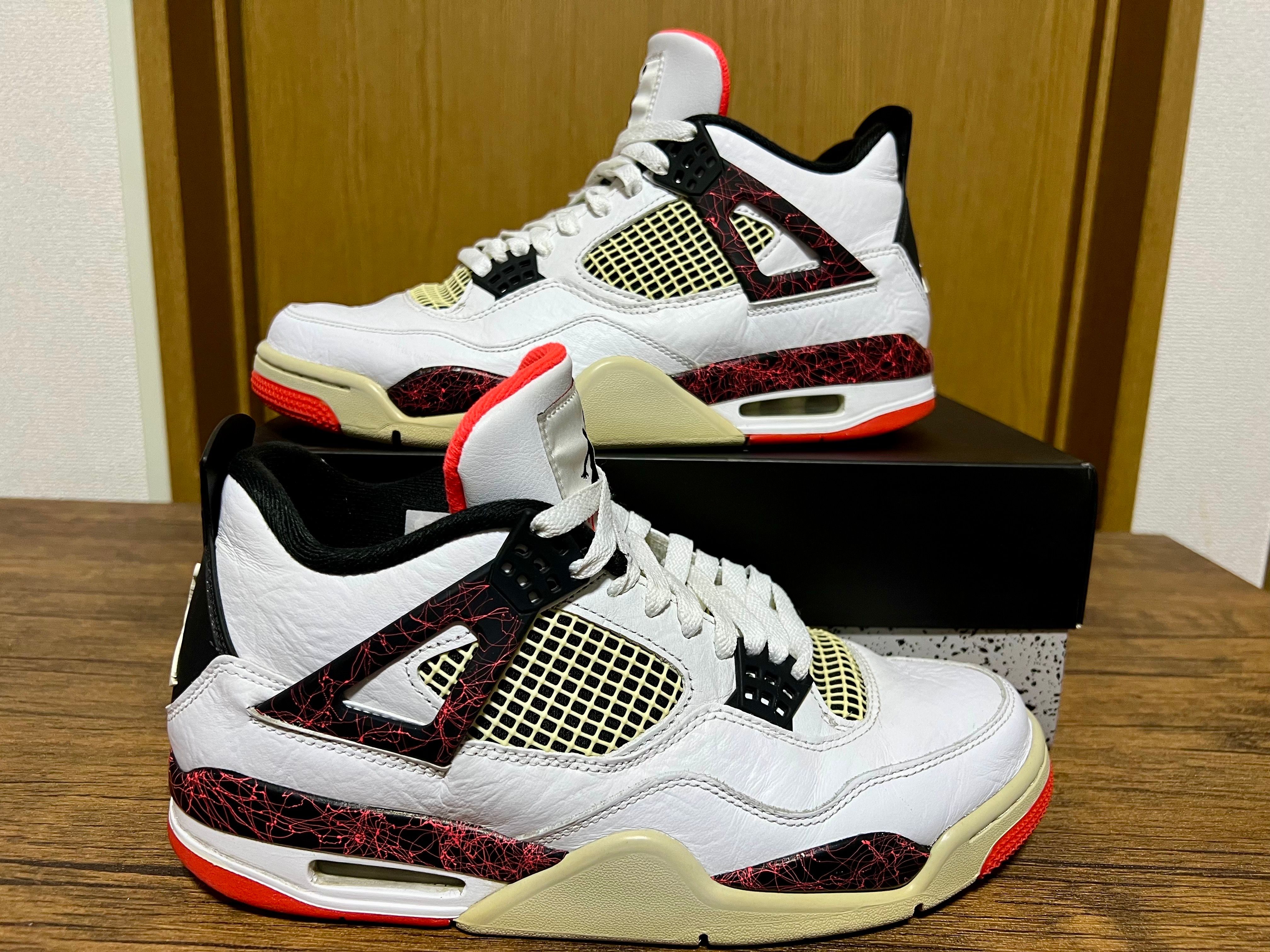 Nike Air Jordan 4 Retro "Flight Nostalgia"