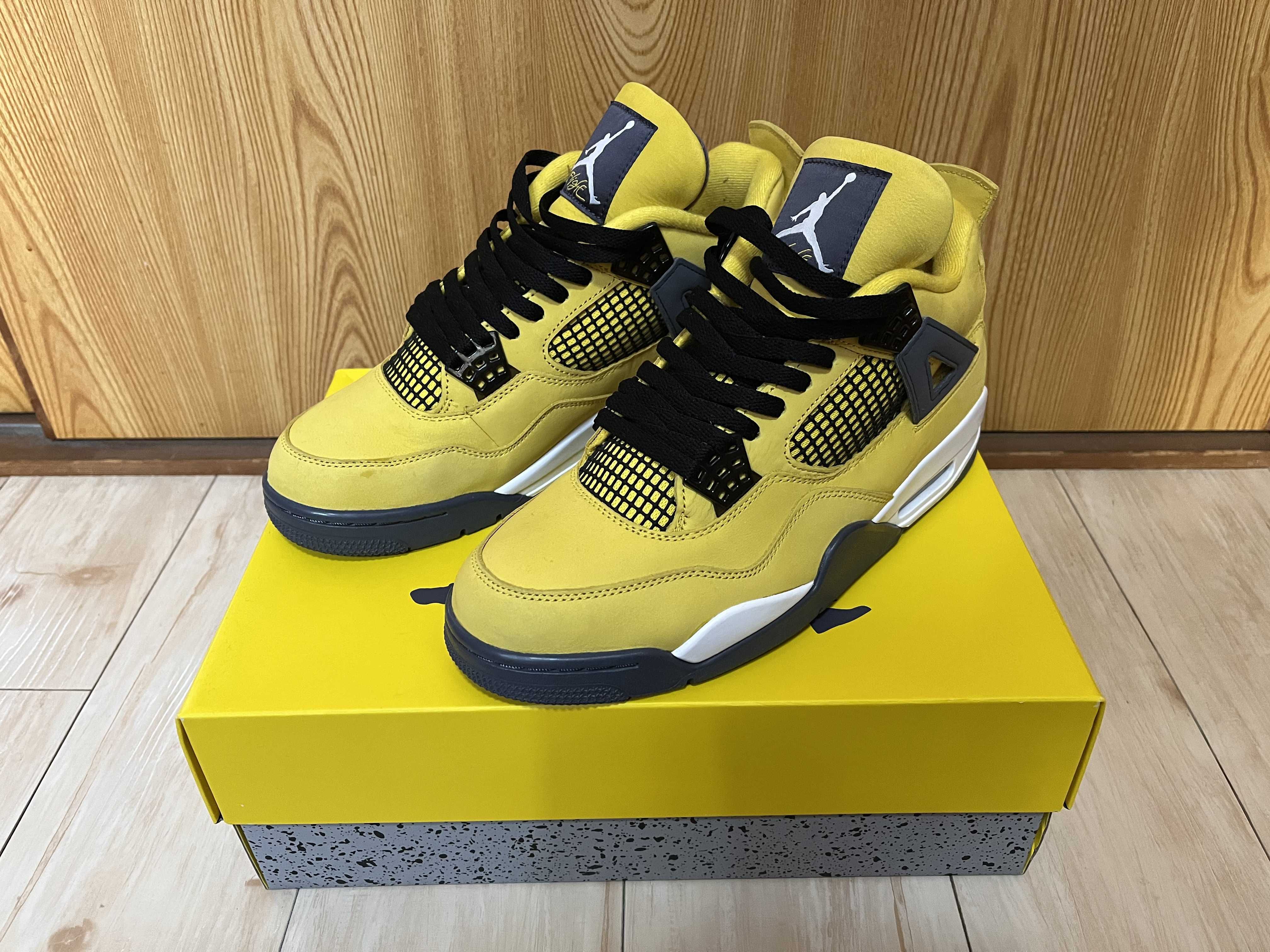 Nike Air Jordan 4 "Tour Yellow"