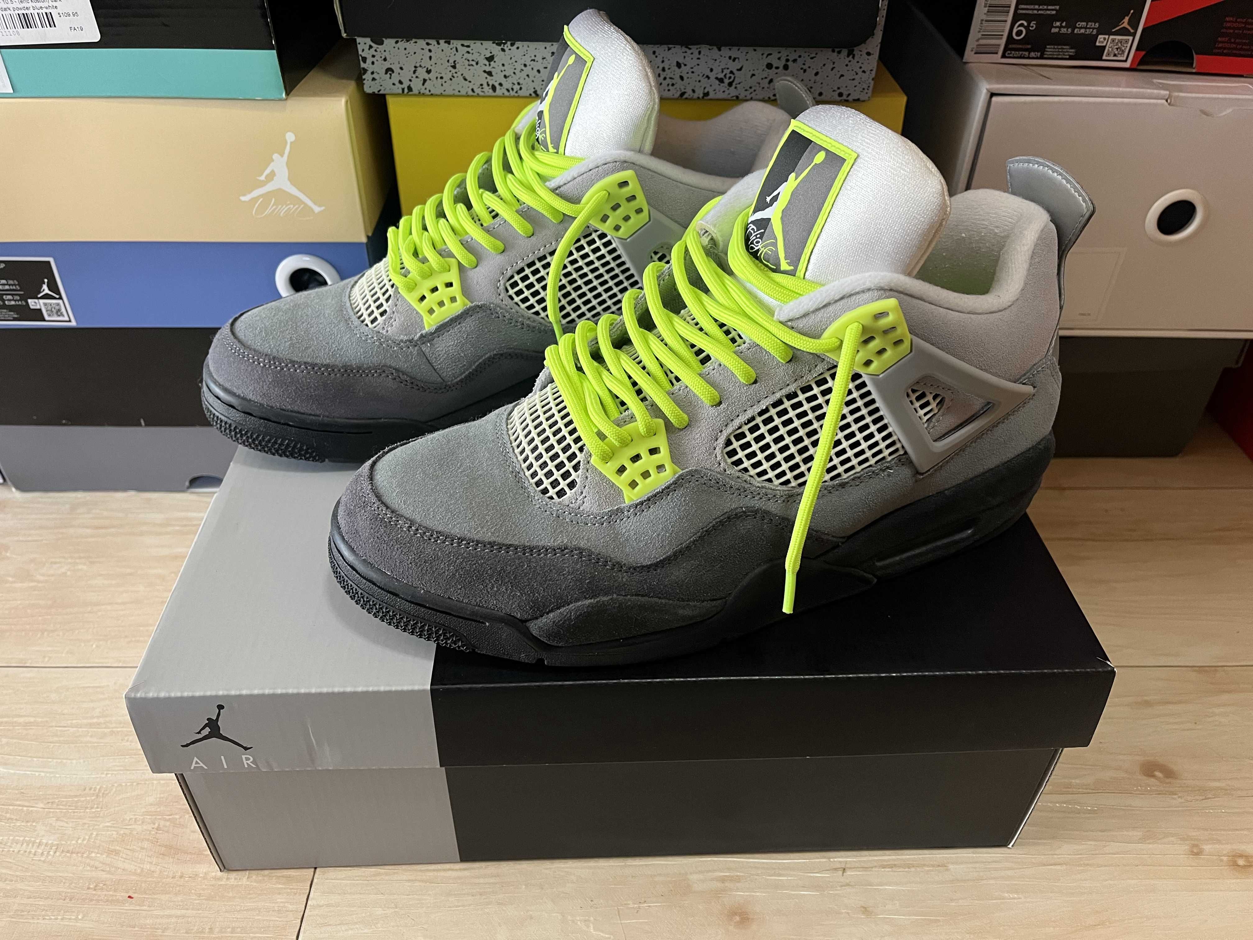 NIKE AIR JORDAN 4 RETRO LE "NEON"