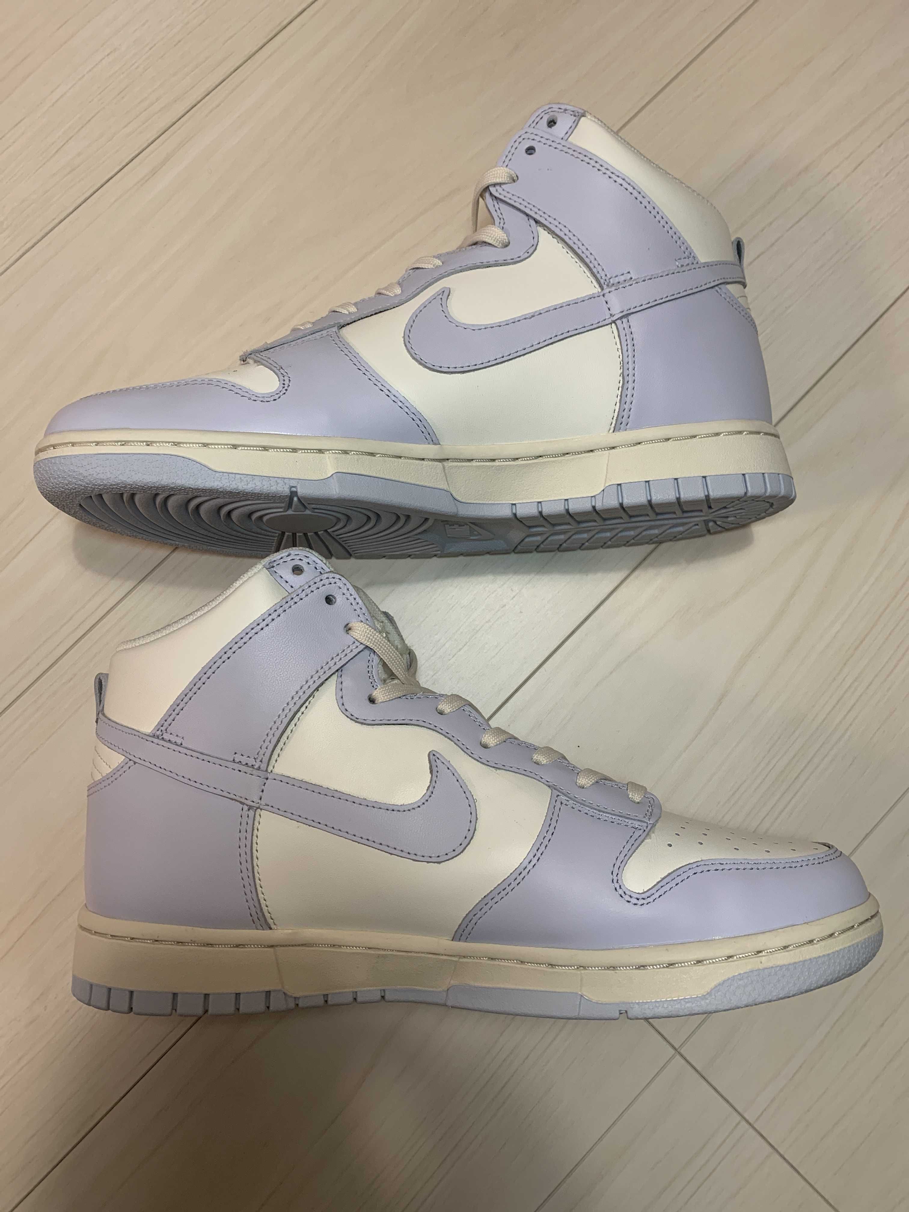 Nike Women's Dunk High "Foot Ball Grey"
