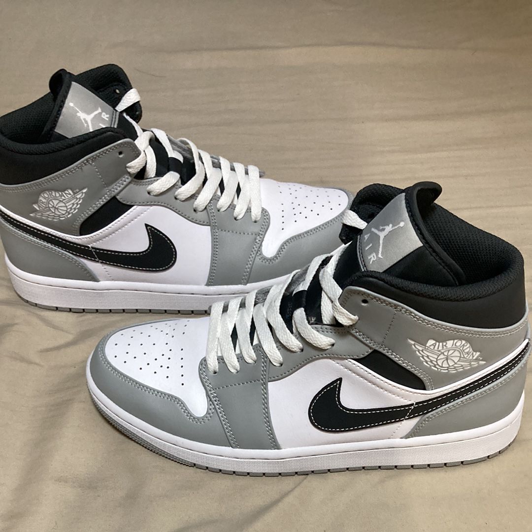 Nike Air Jordan 1 Mid "Grey White/Anthracite"