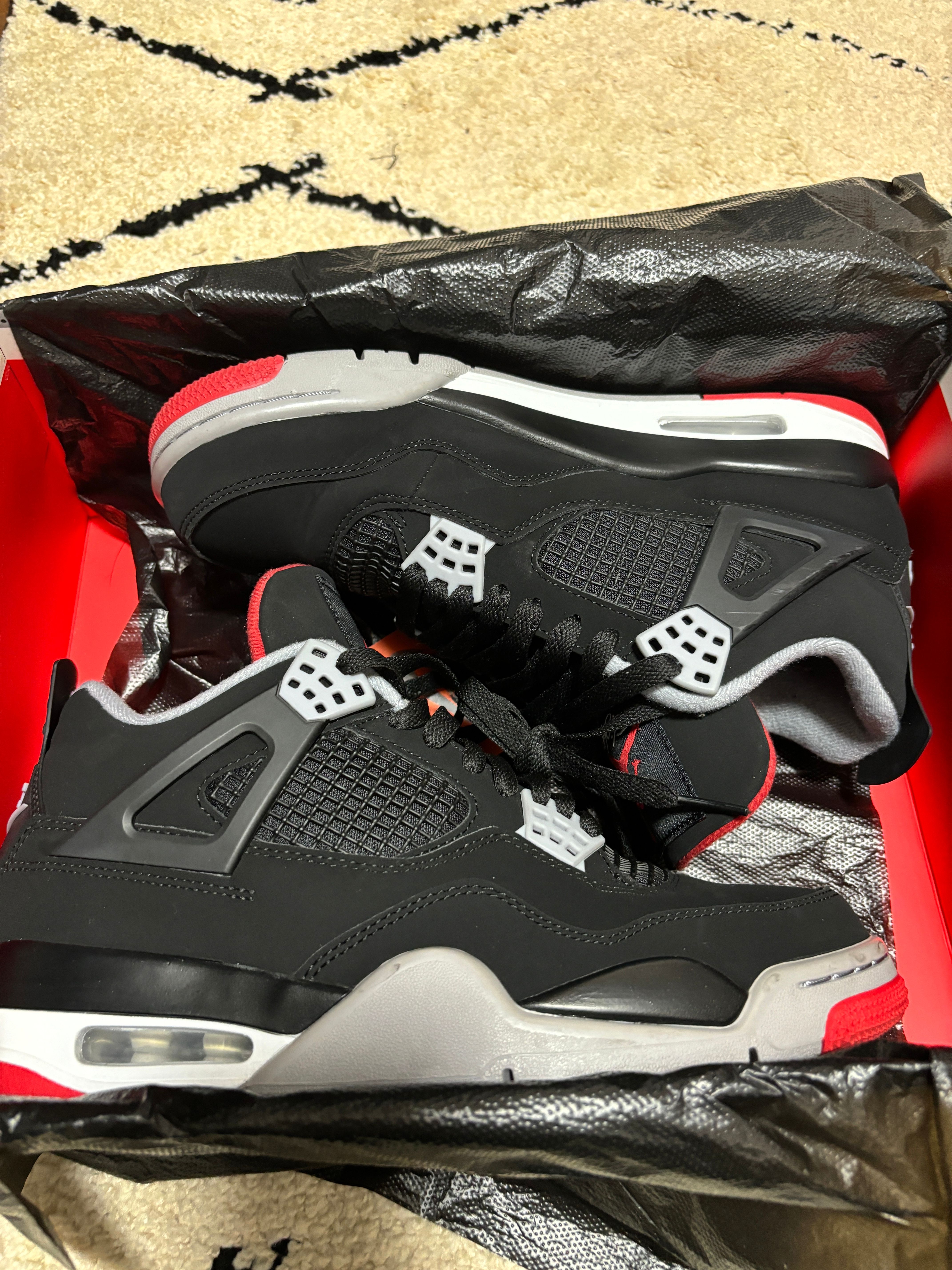 Nike Air Jordan 4 Retro "Bred" (2019)