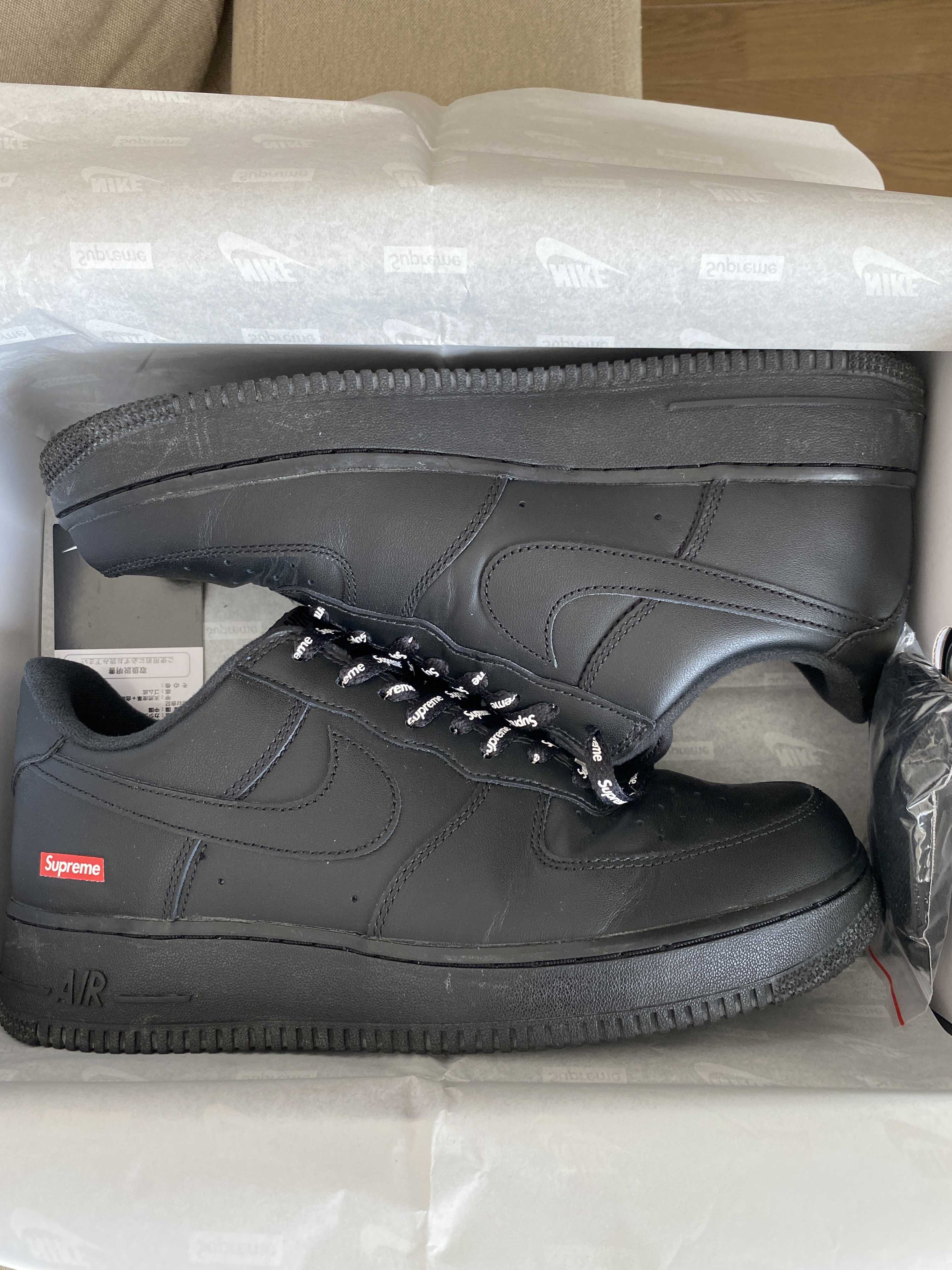 Supreme × Nike Air Force 1 Low "Black"