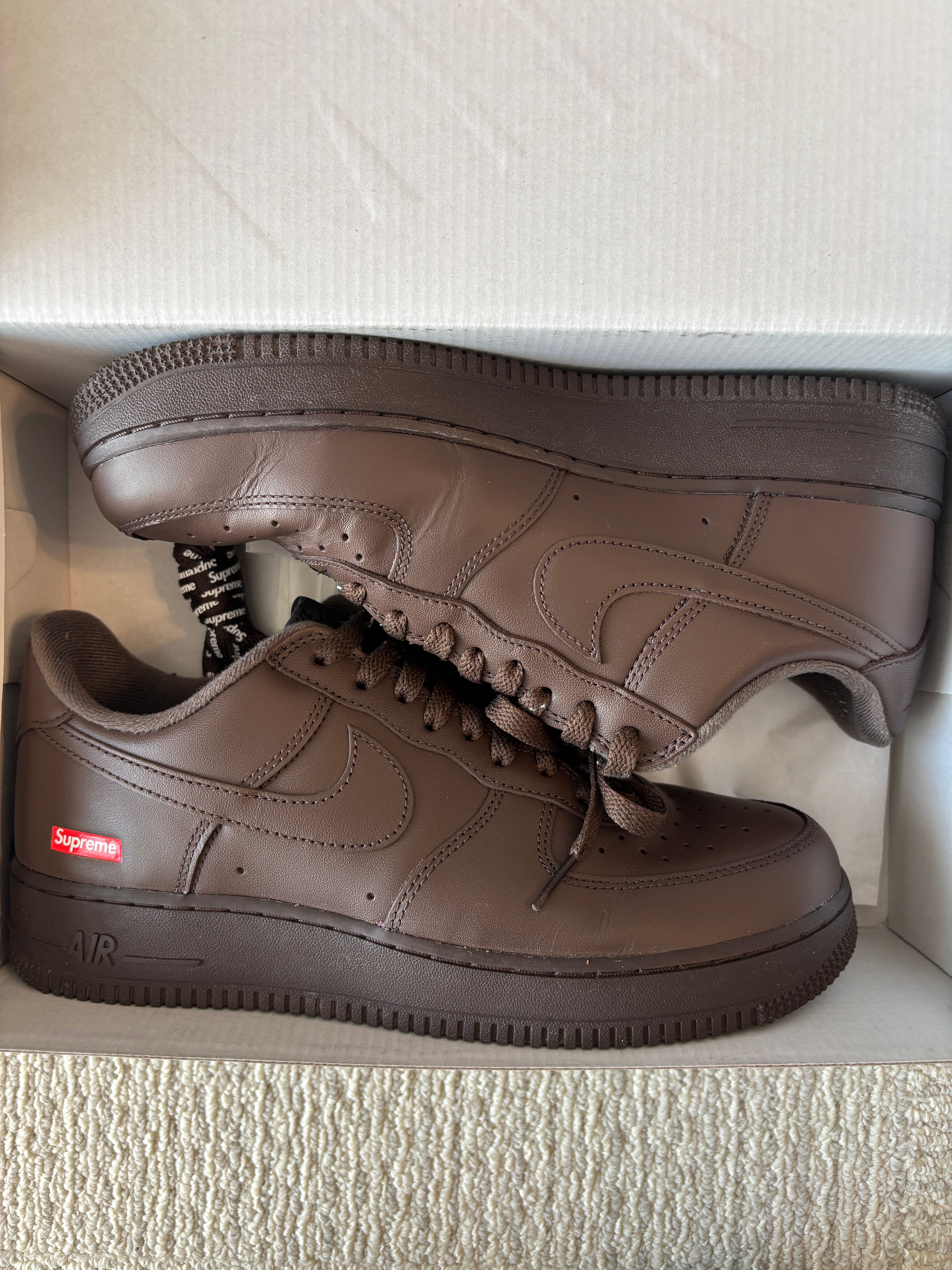 Supreme × Nike Air Force 1 Low "Baroque Brown"