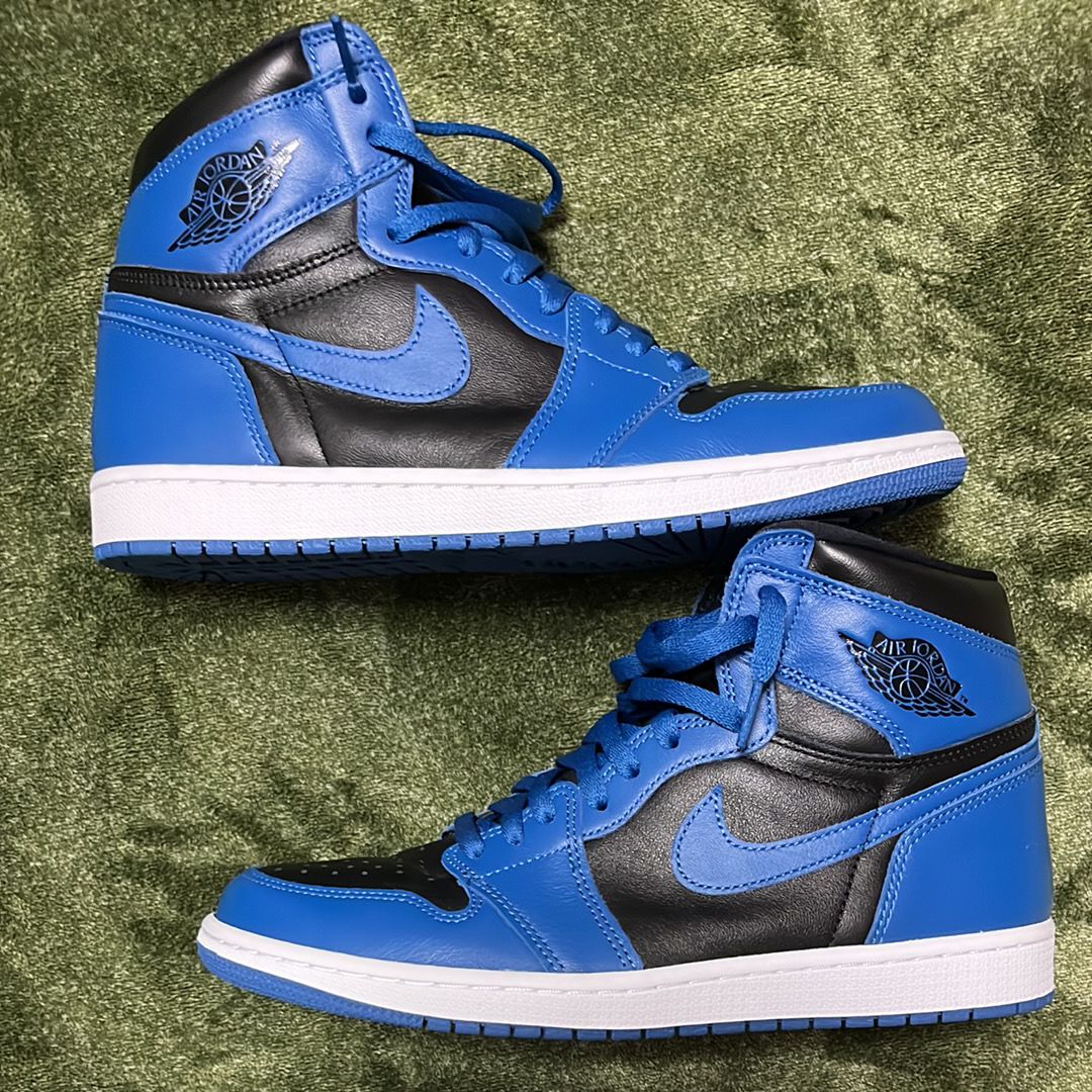 Nike Air Jordan 1 Retro High OG "Dark Marina Blue"