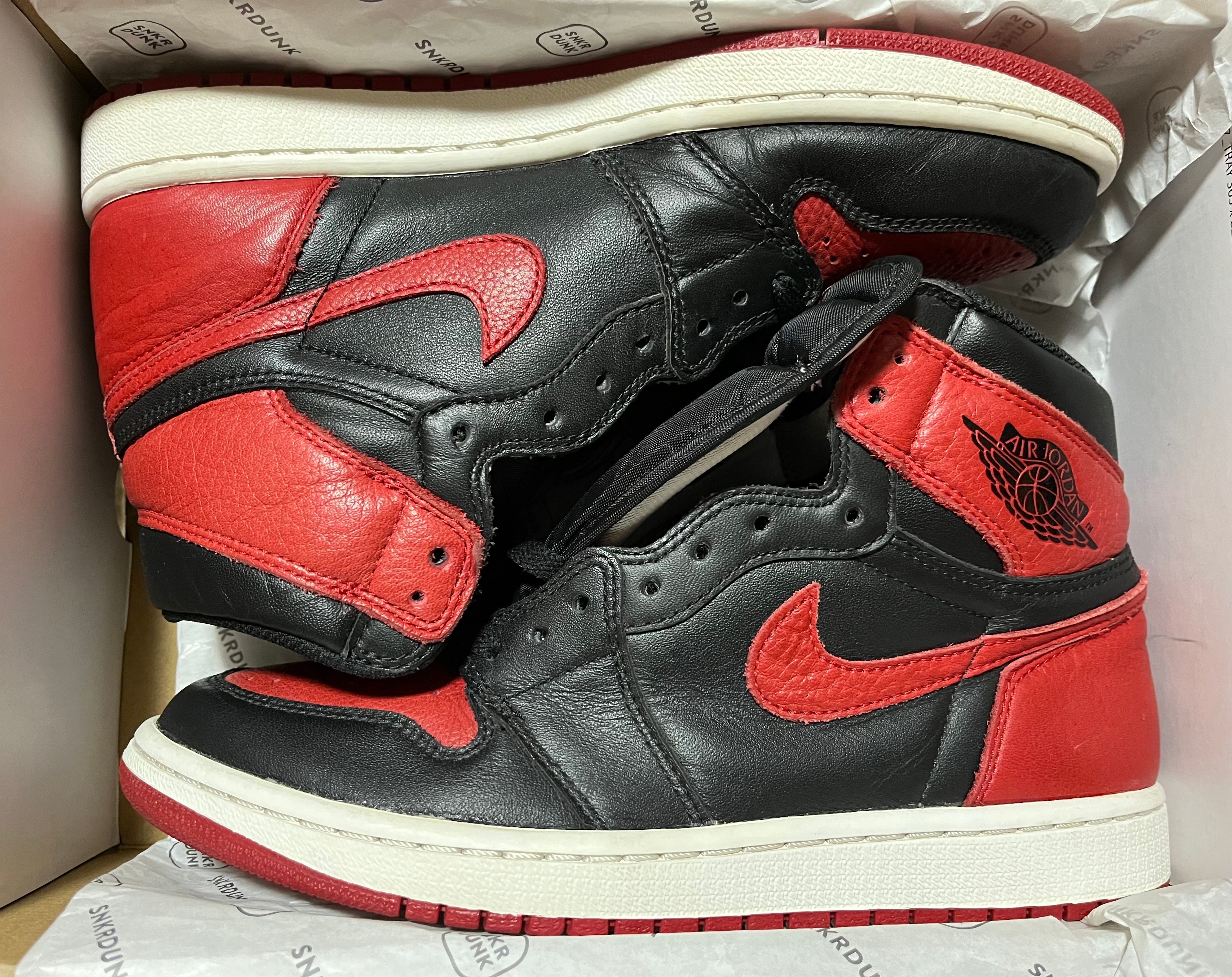 Nike Air Jordan 1 Retro High OG "Bred/Banned" (2016)