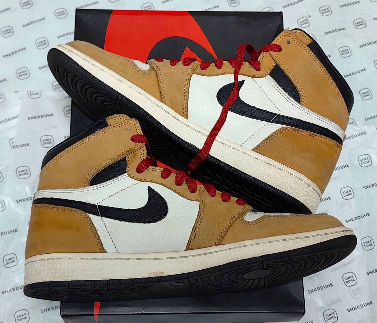 Nike Air Jordan 1 RETRO High "Rookie of The Year"