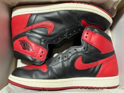 Nike Air Jordan 1 Retro High OG "Bred/Banned" (2016)