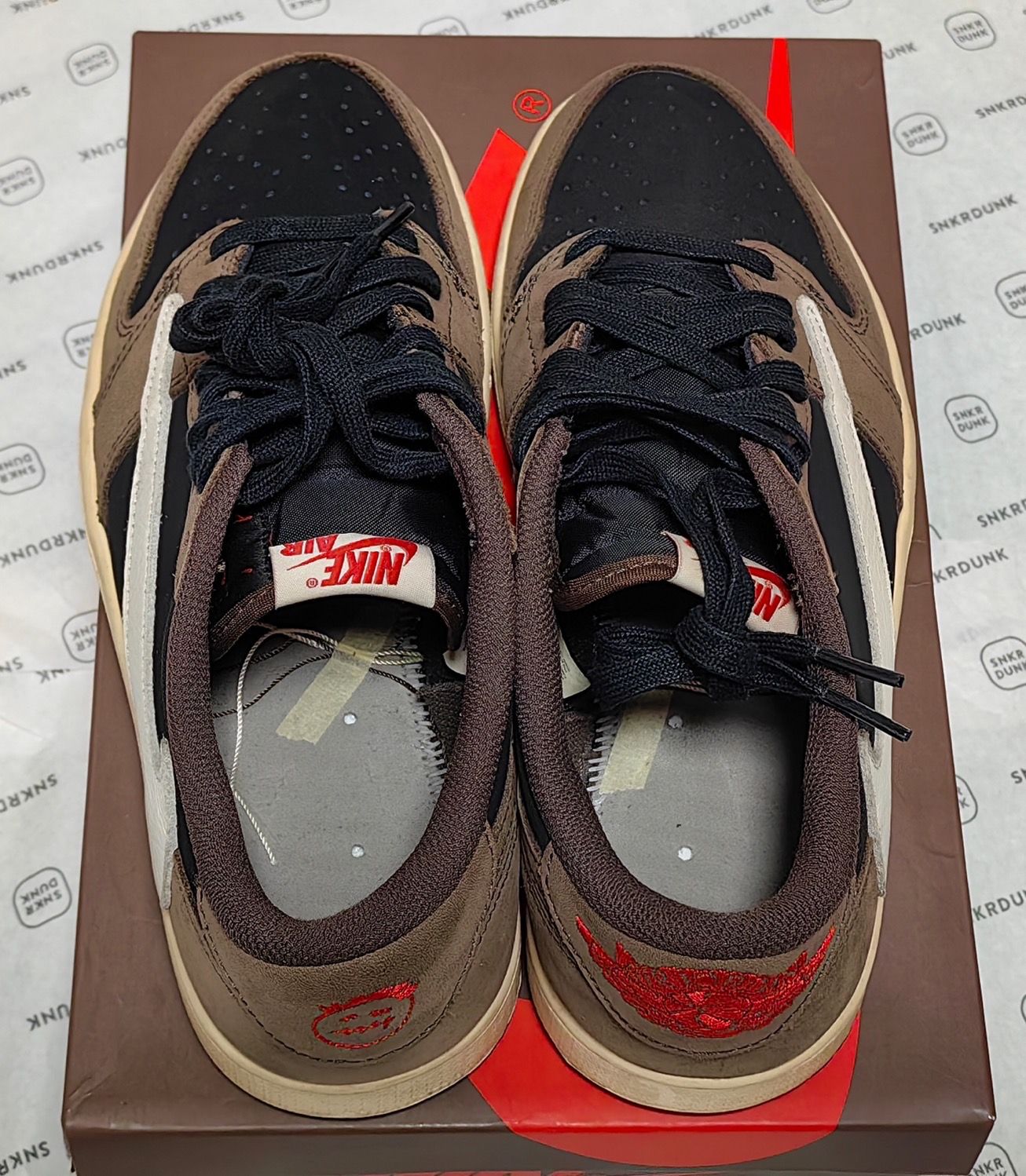 Travis Scott × Nike Air Jordan 1 Low OG SP-T "Black/Dark Mocha"