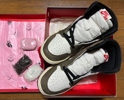 Travis Scott × Nike Air Jordan 1 Retro High OG TS SP "Sail/Dark Mocha"