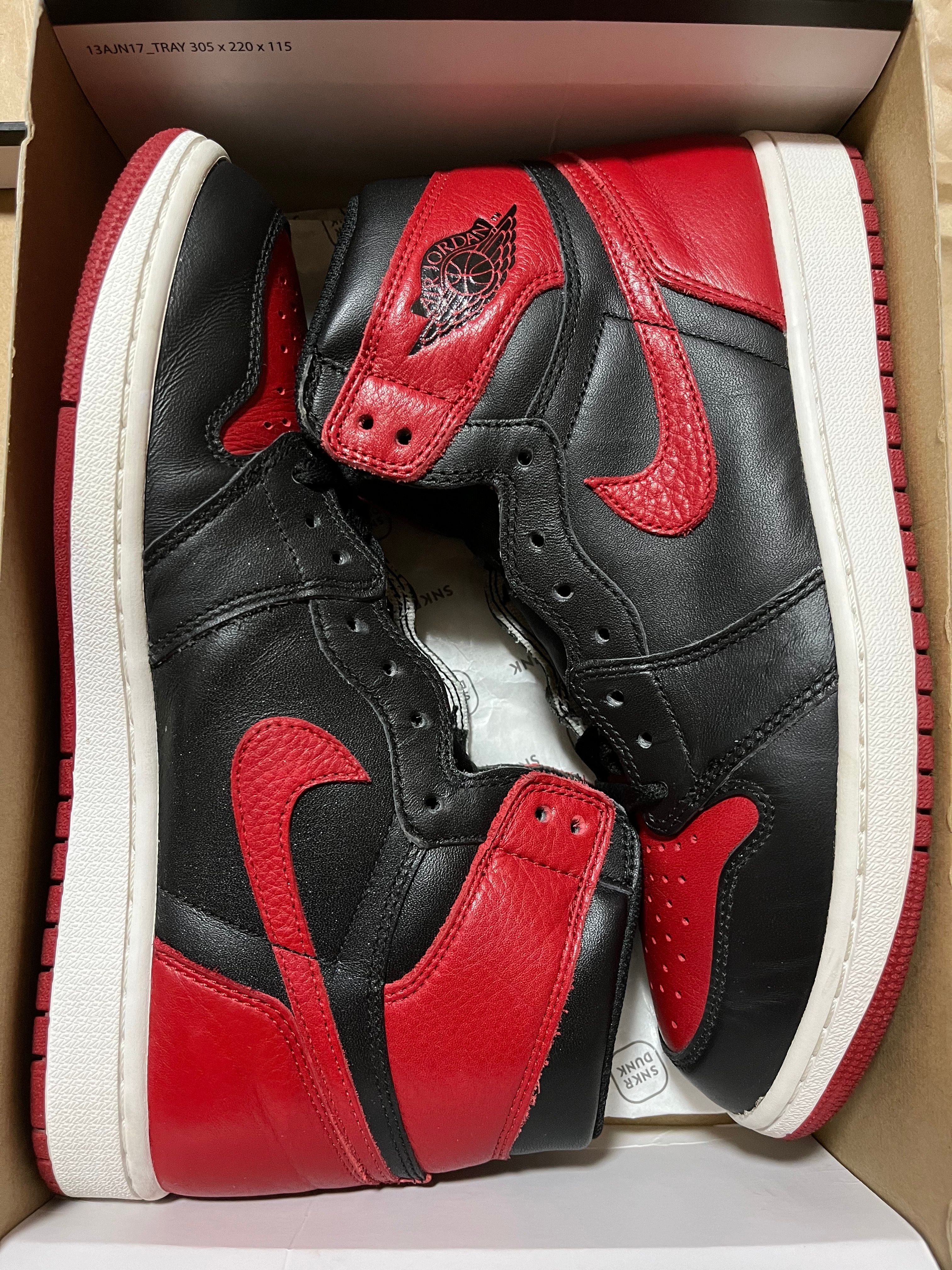 Nike Air Jordan 1 Retro High OG "Bred/Banned" (2016)