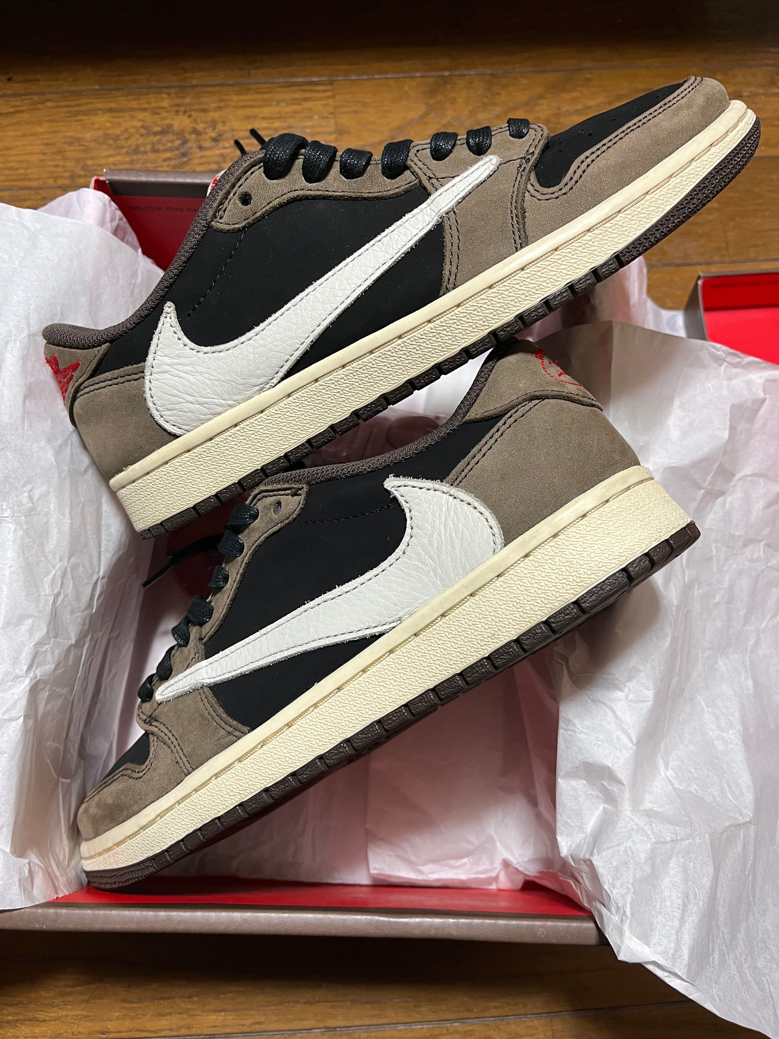 Travis Scott × Nike Air Jordan 1 Low OG SP-T  "Black/Dark Mocha"