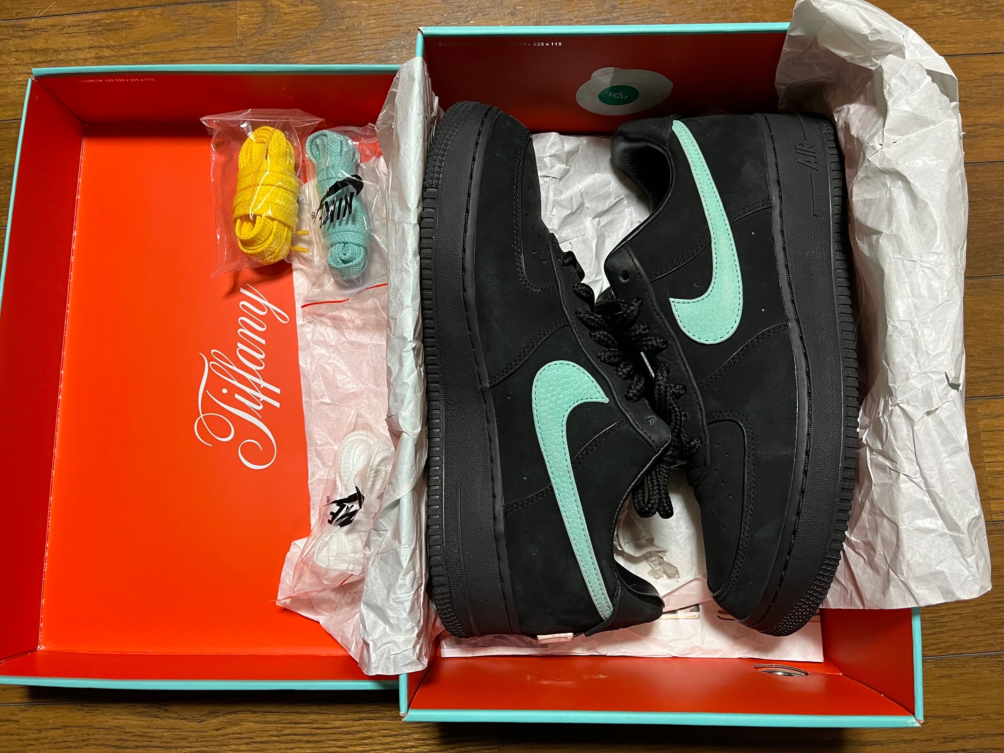 Tiffany & Co. × Nike Air Force 1 Low "1837"
