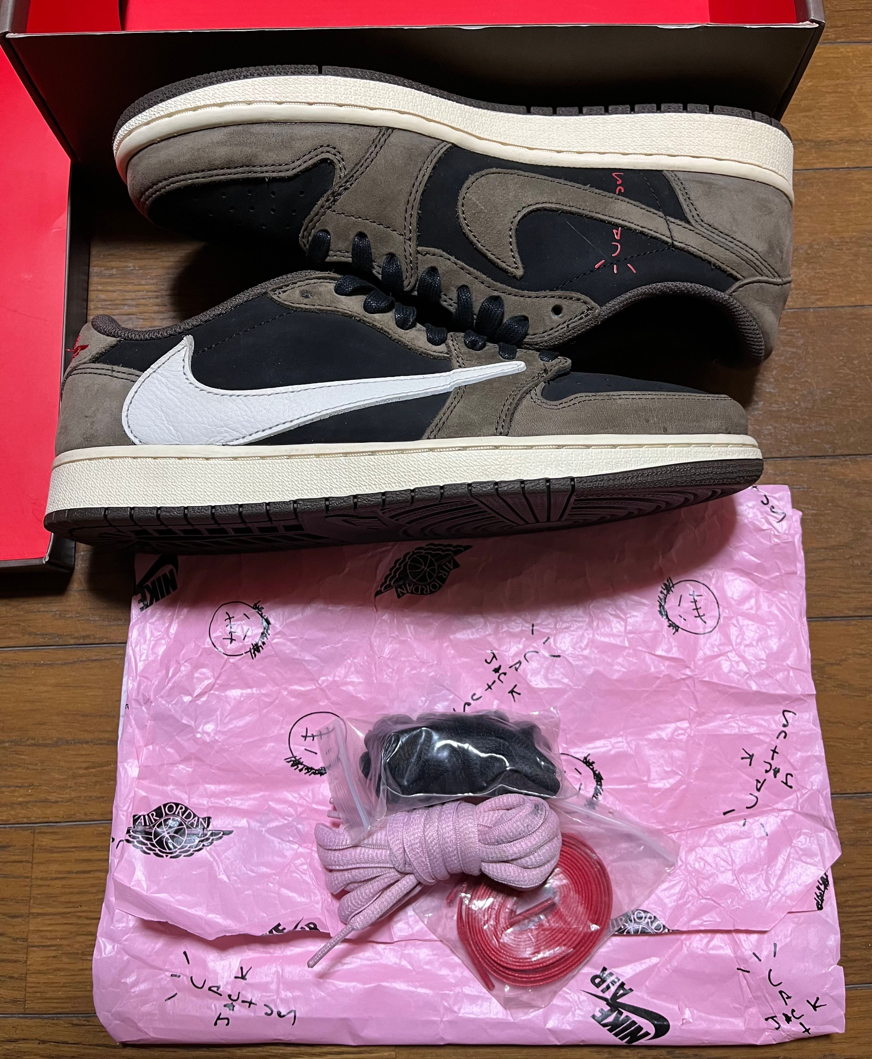Travis Scott × Nike Air Jordan 1 Low OG SP-T  "Black/Dark Mocha"