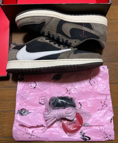 Travis Scott × Nike Air Jordan 1 Low OG SP-T "Black/Dark Mocha"