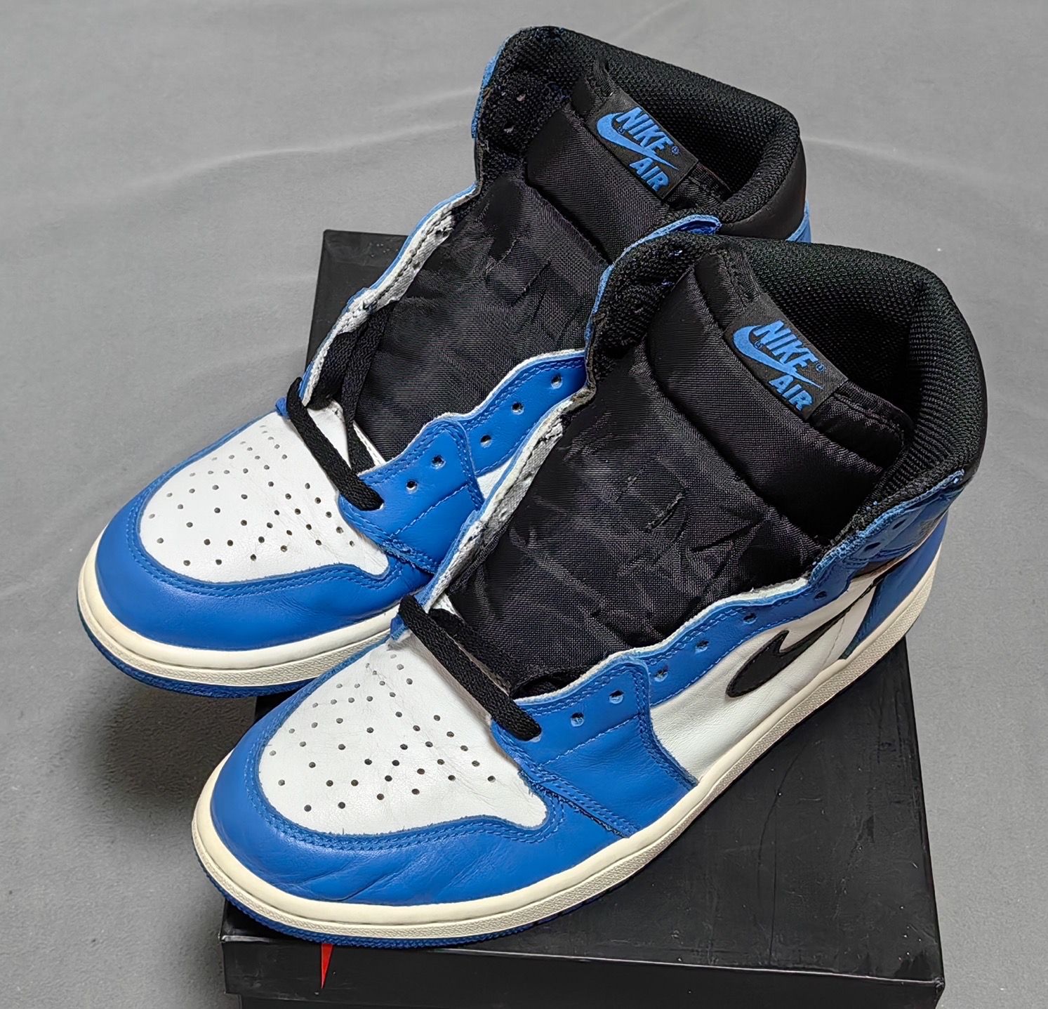 Nike Air Jordan 1 Retro High OG "Game Royal" 