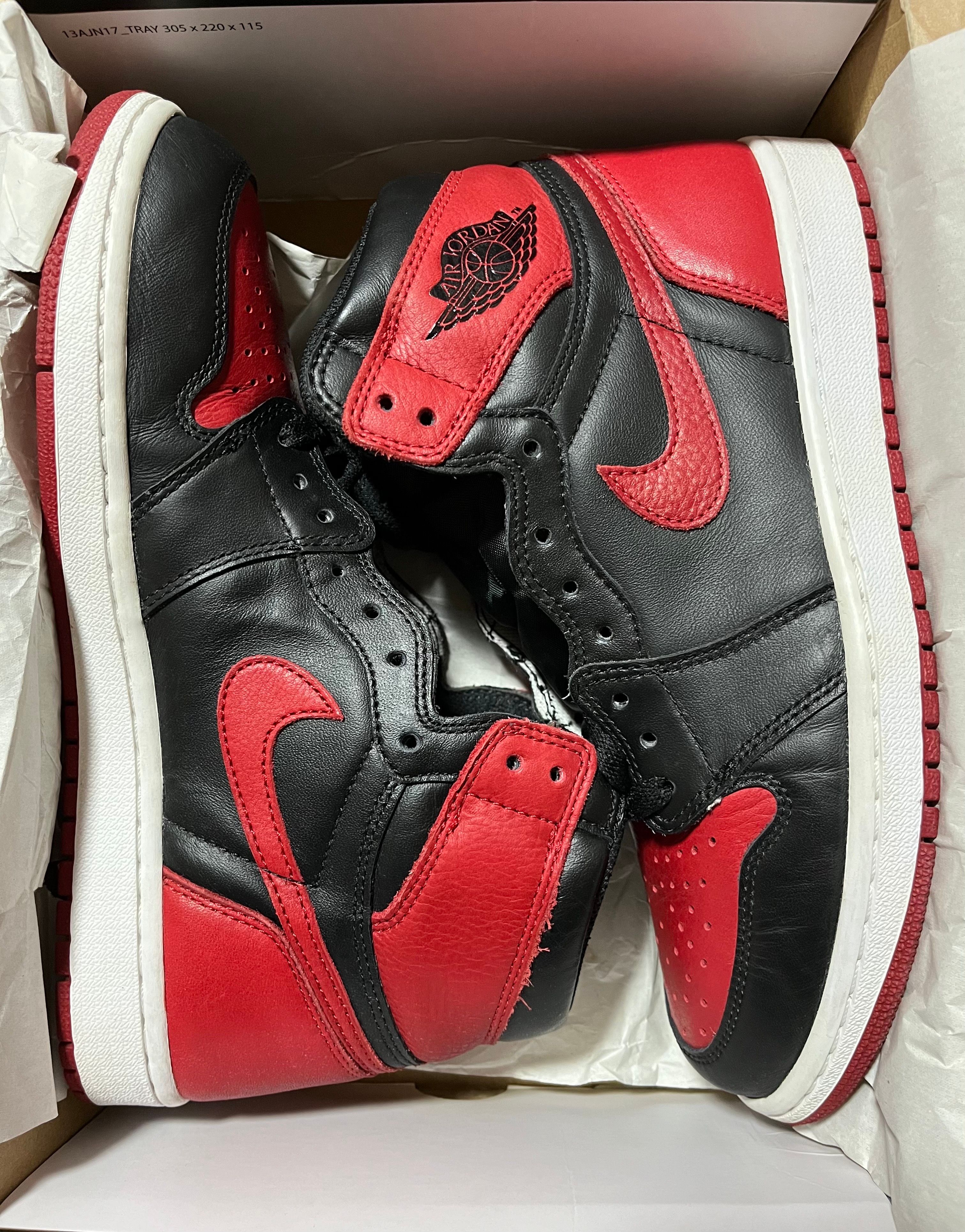 Nike Air Jordan 1 Retro High OG "Bred/Banned" (2016)