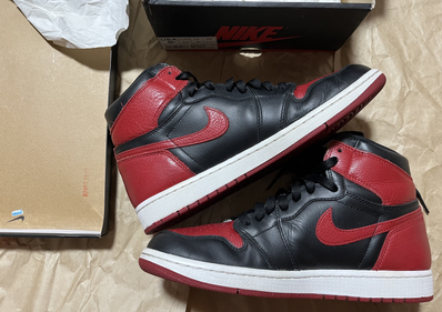 Nike Air Jordan 1 Retro High OG "Bred/Banned" (2016)