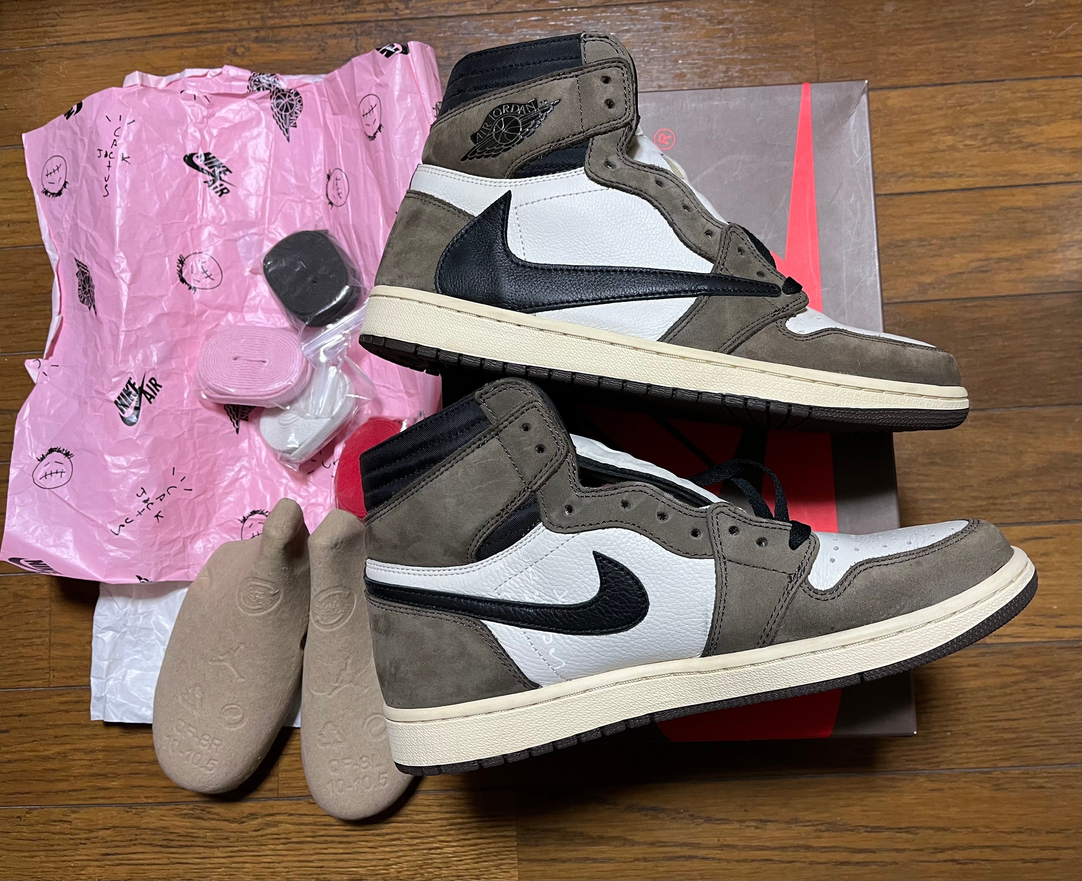 Travis Scott × Nike Air Jordan 1 Retro High OG TS SP "Sail/Dark Mocha"