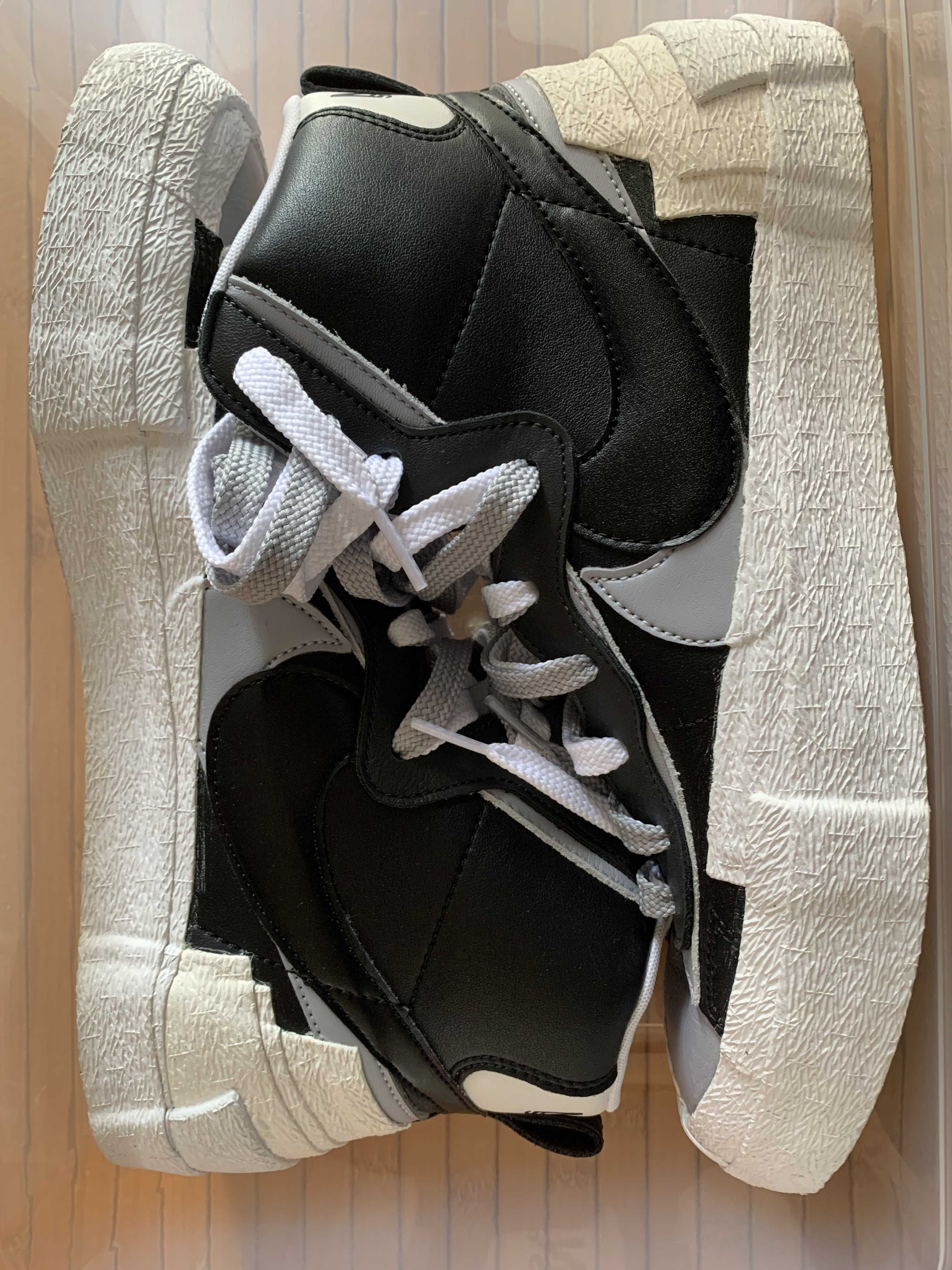 sacai × NIKE BLAZER MID "BLACK/WOLF GREY/WHITE"