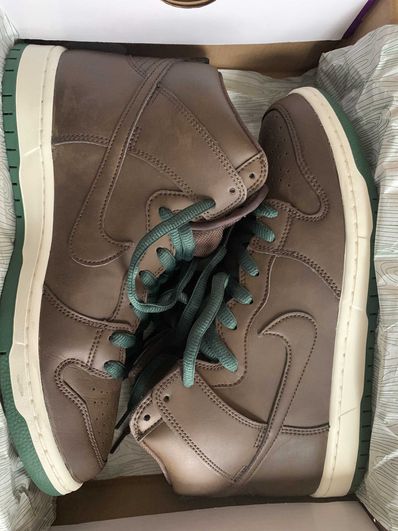Nike SB Dunk High "Baroque Brown"