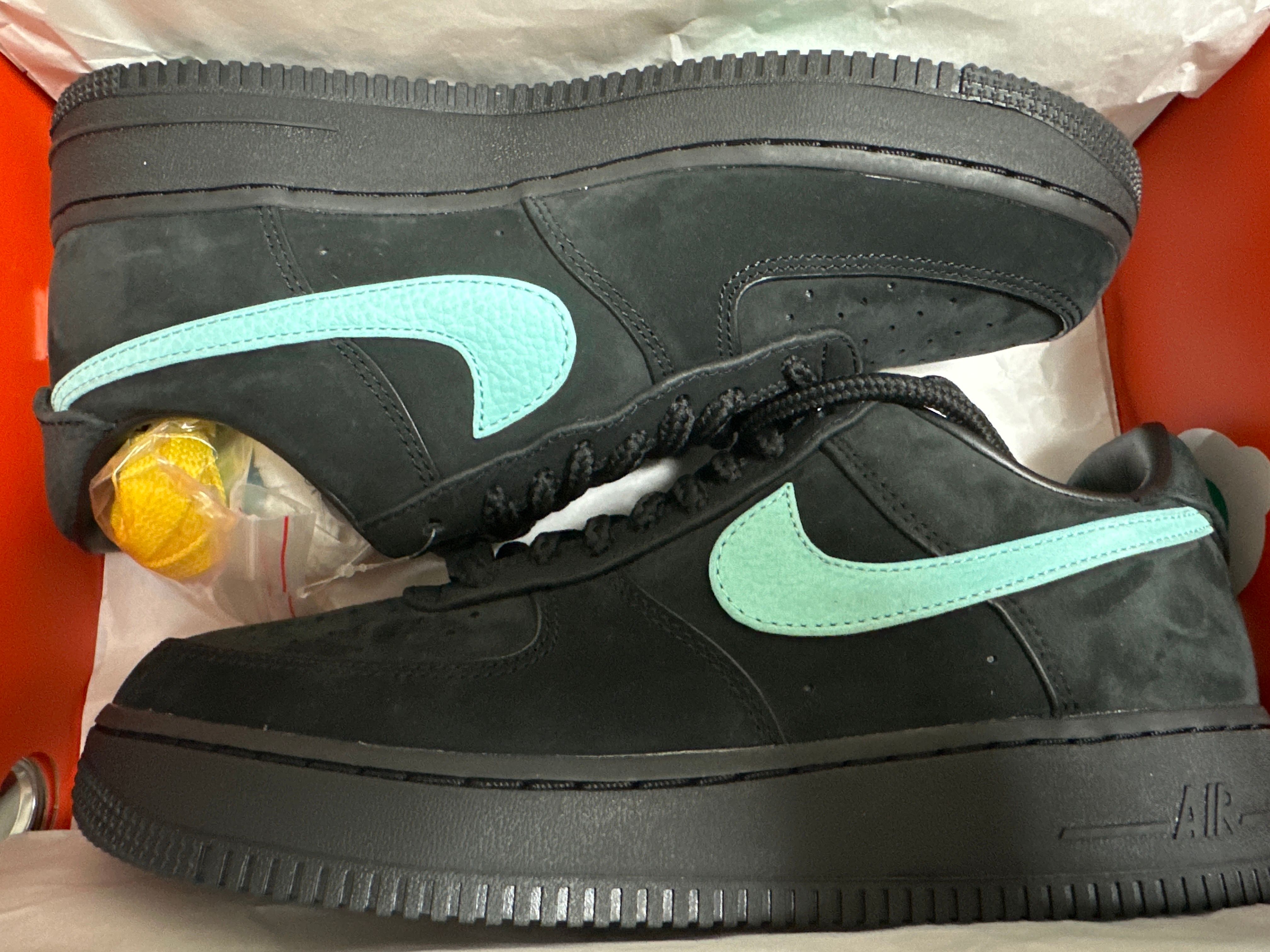 Tiffany & Co. × Nike Air Force 1 Low "1837"