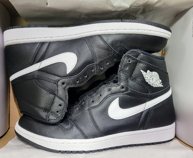 Nike Air Jordan 1 Retro High "Yin Yang Black"