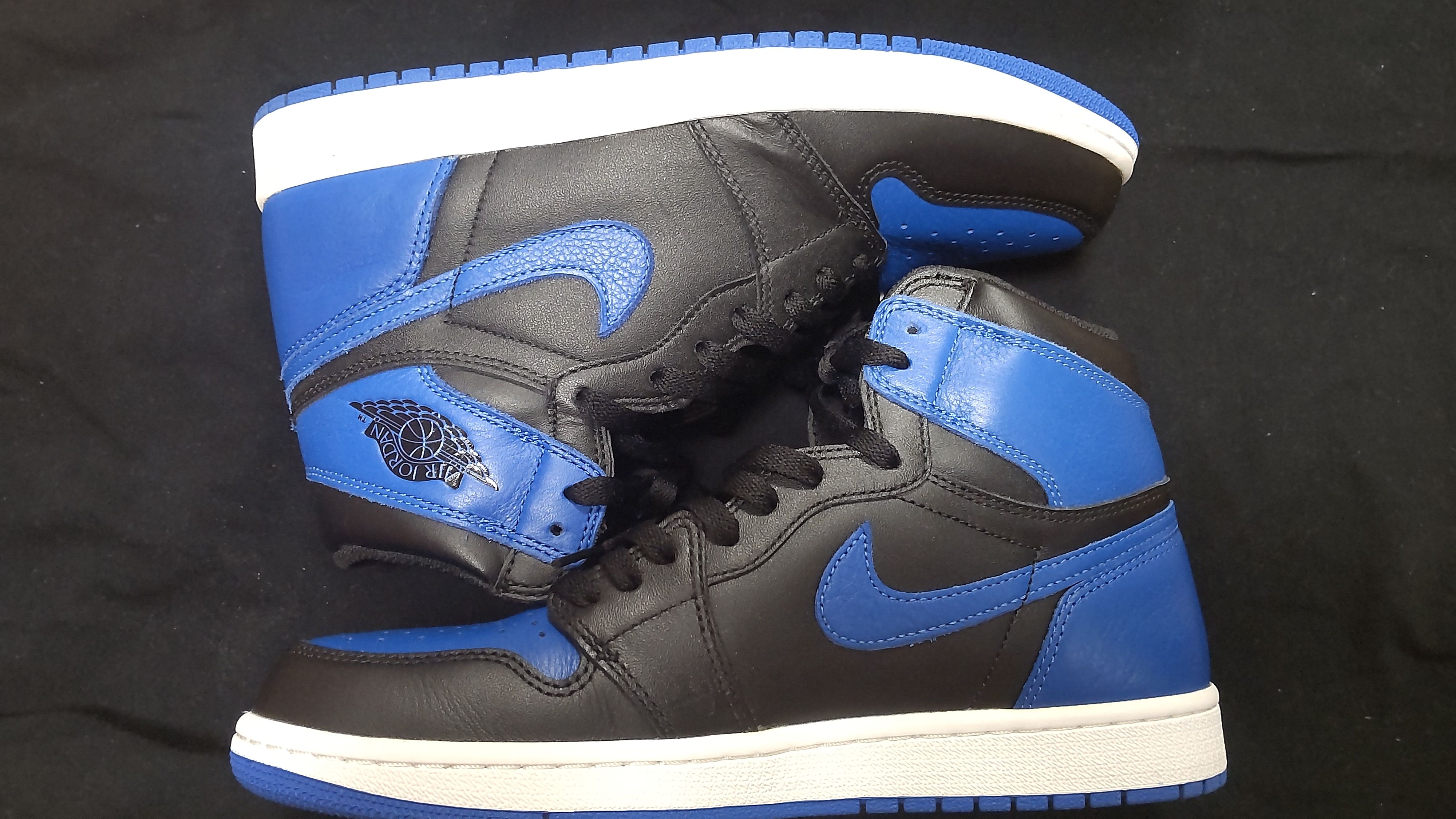 Nike Air Jordan 1 Retro High OG "Royal" (2017)