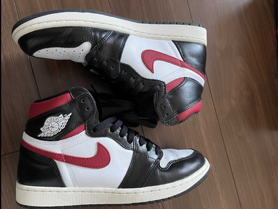 Nike Air Jordan 1 Retro High "Black/White/Sail/Gym Red"