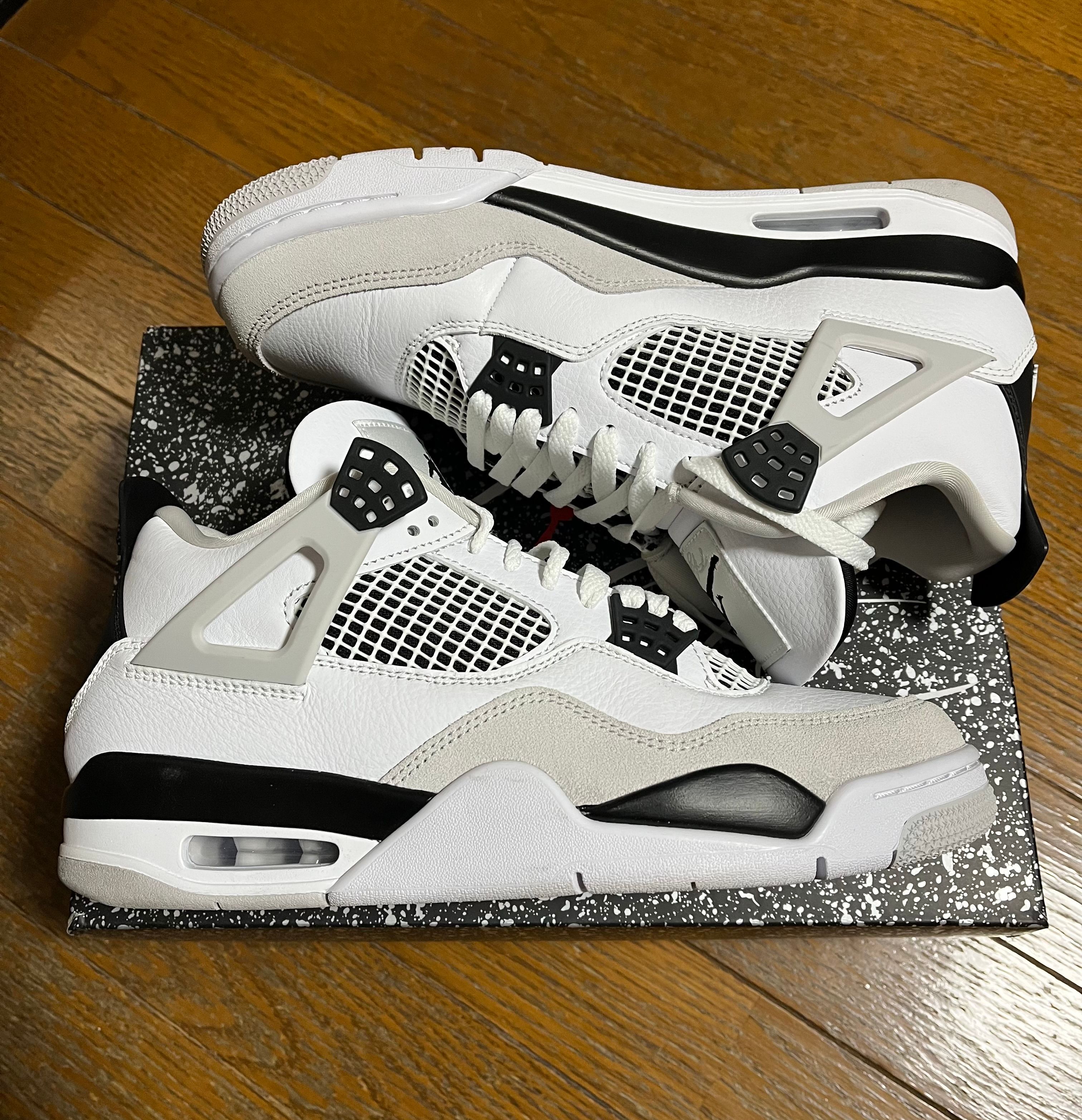 Nike Air Jordan 4 "Military Black"