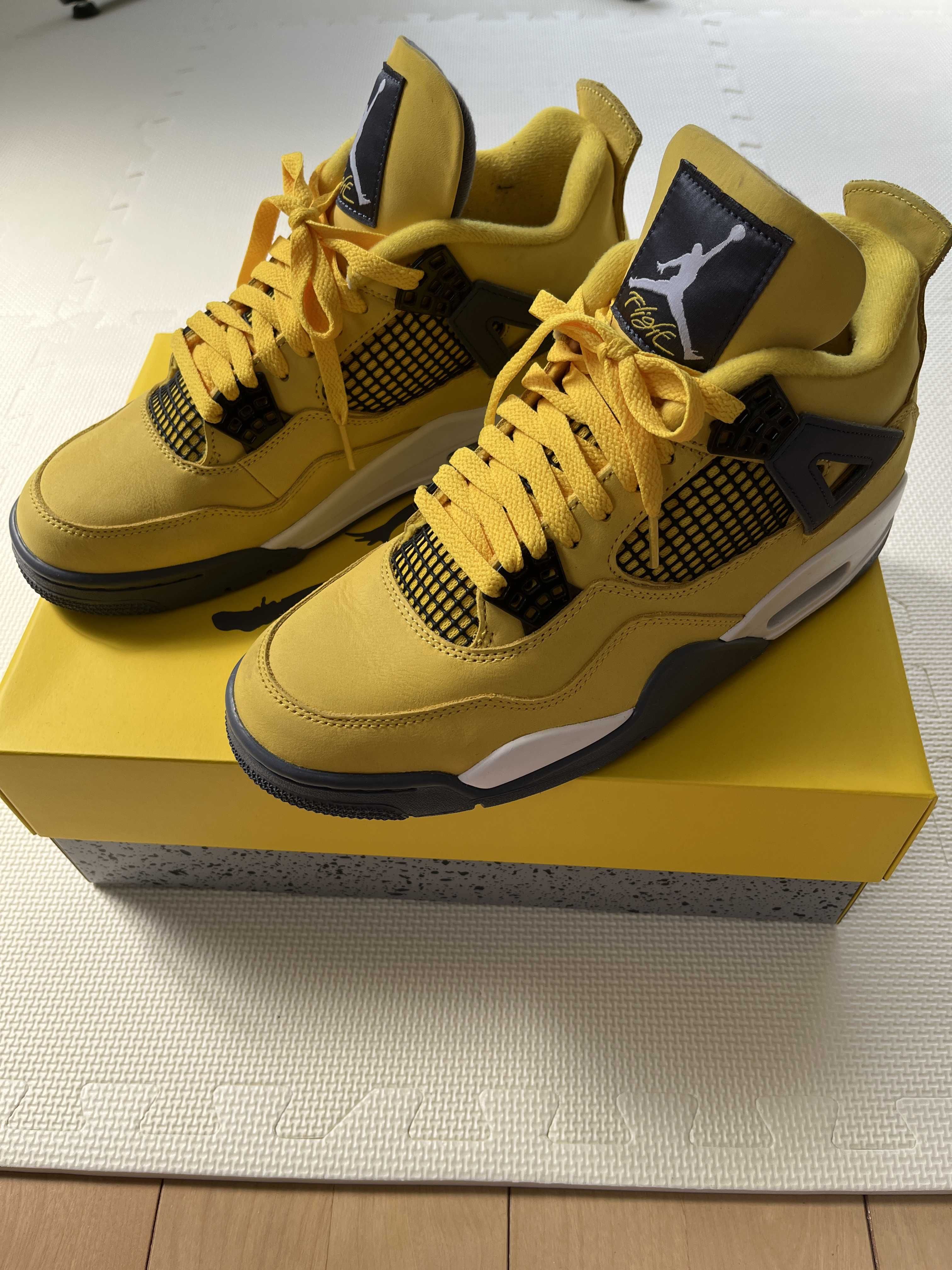 Nike Air Jordan 4 "Tour Yellow"