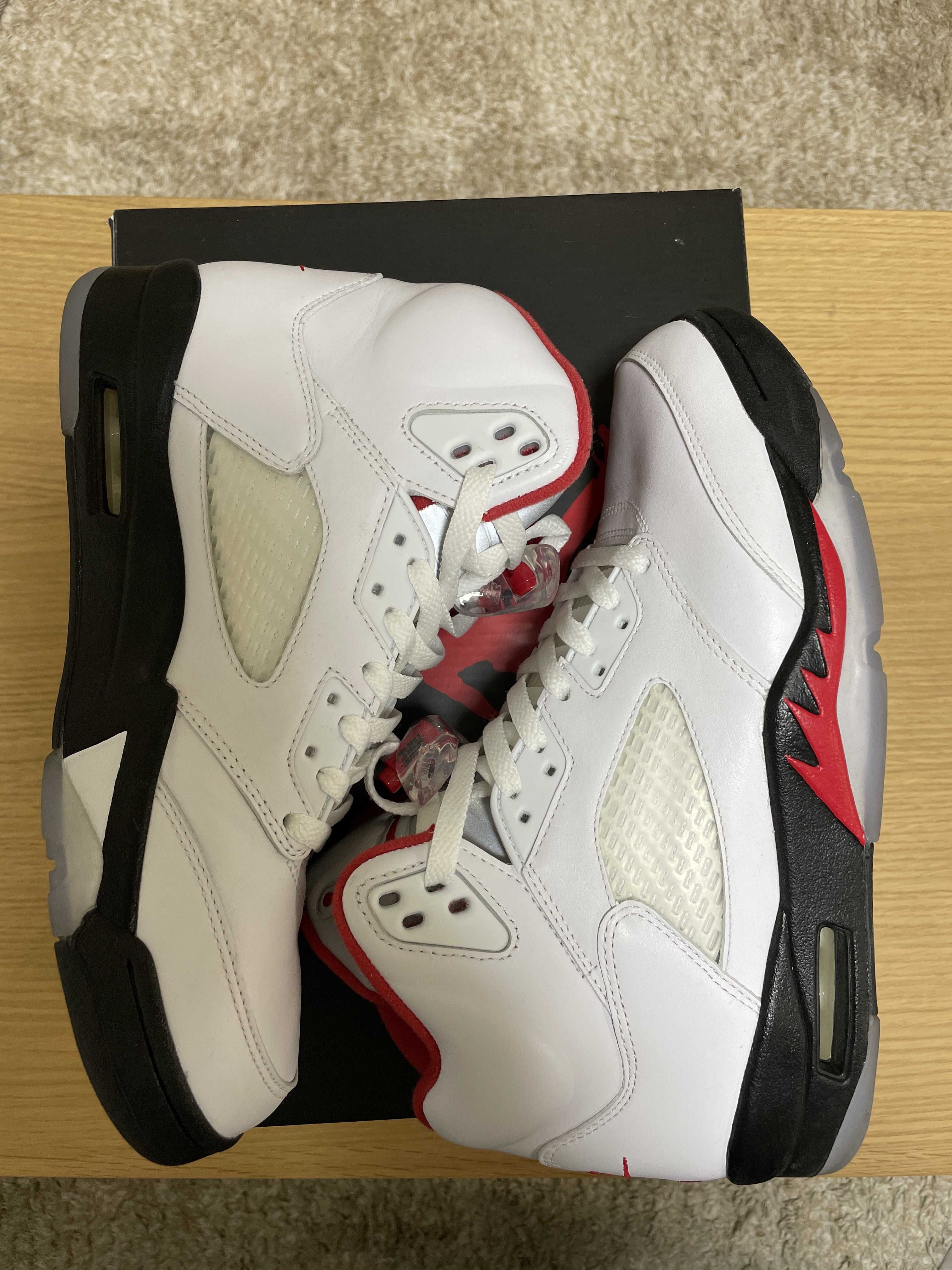 Nike Air Jordan 5 Retro "Fire Red" (2020)