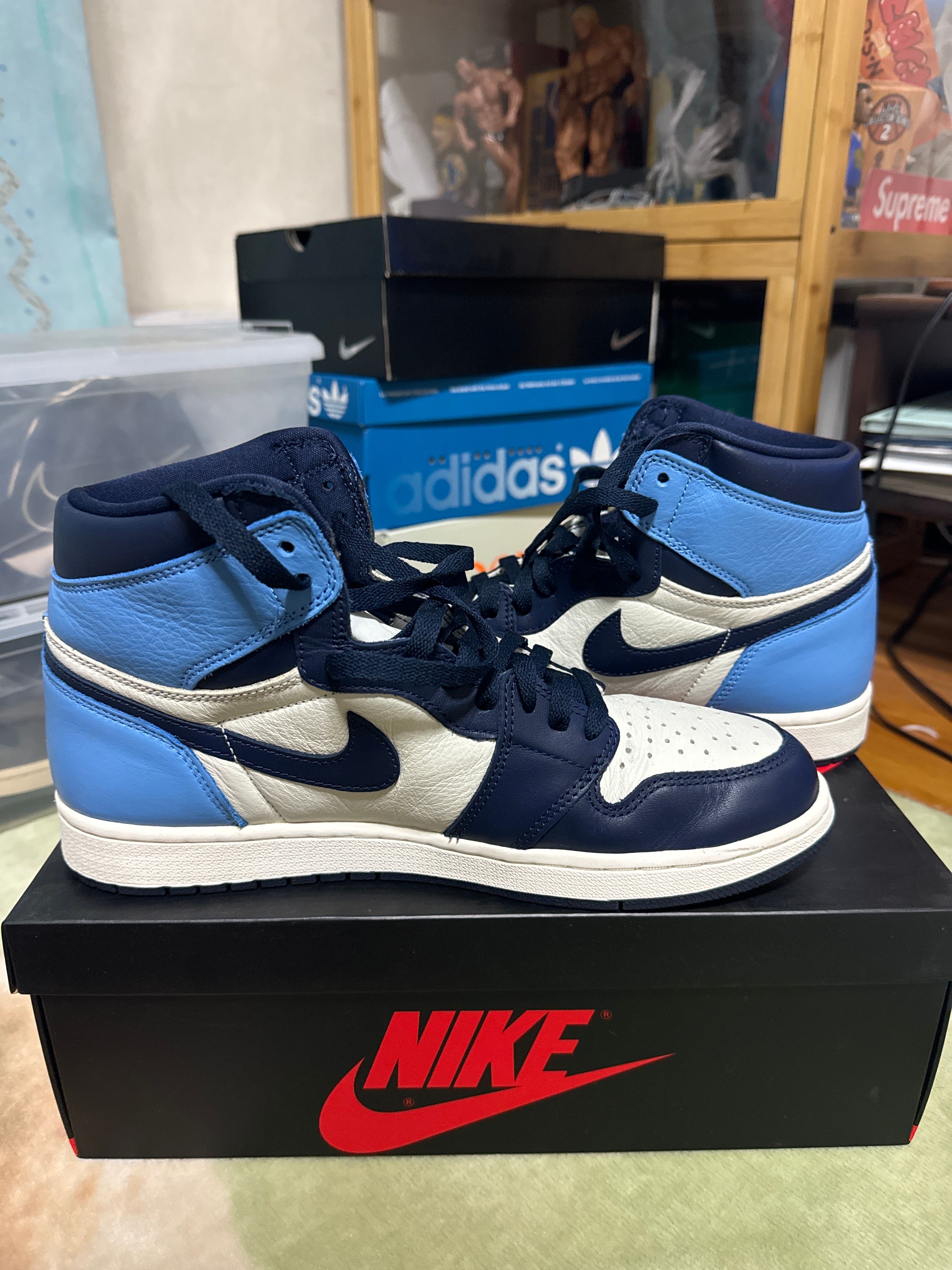 Nike Air Jordan 1 Retro High OG "Obsidian/University Blue"