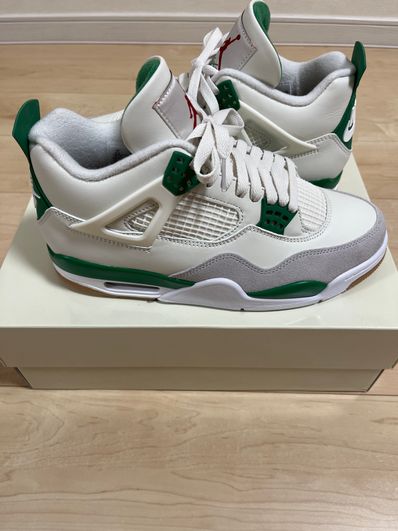 Nike SB × Air Jordan 4 Retro SP "Pine Green"
