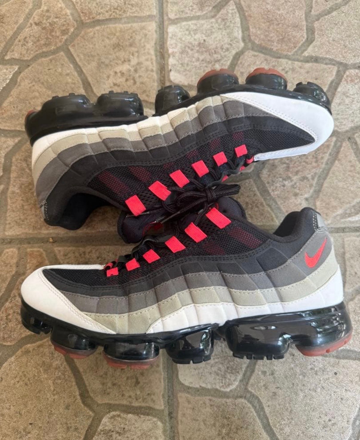NIKE AIR VAPORMAX 95 "COMET"