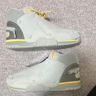 Travis Scott × Nike Air Trainer 1 SP "Grey Haze and Dusty Sage"