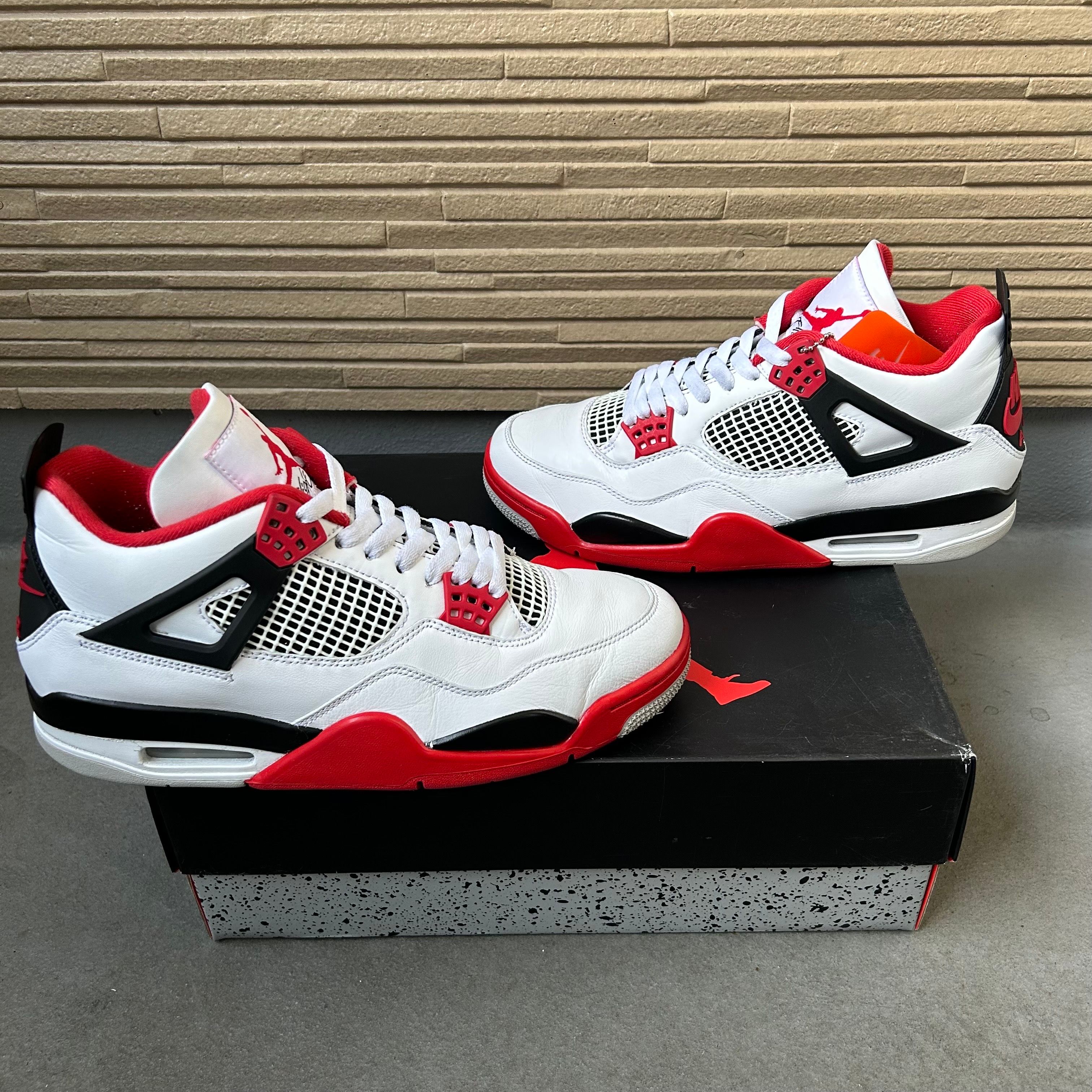 Nike Air Jordan 4 Retro OG "Fire Red" (2020)
