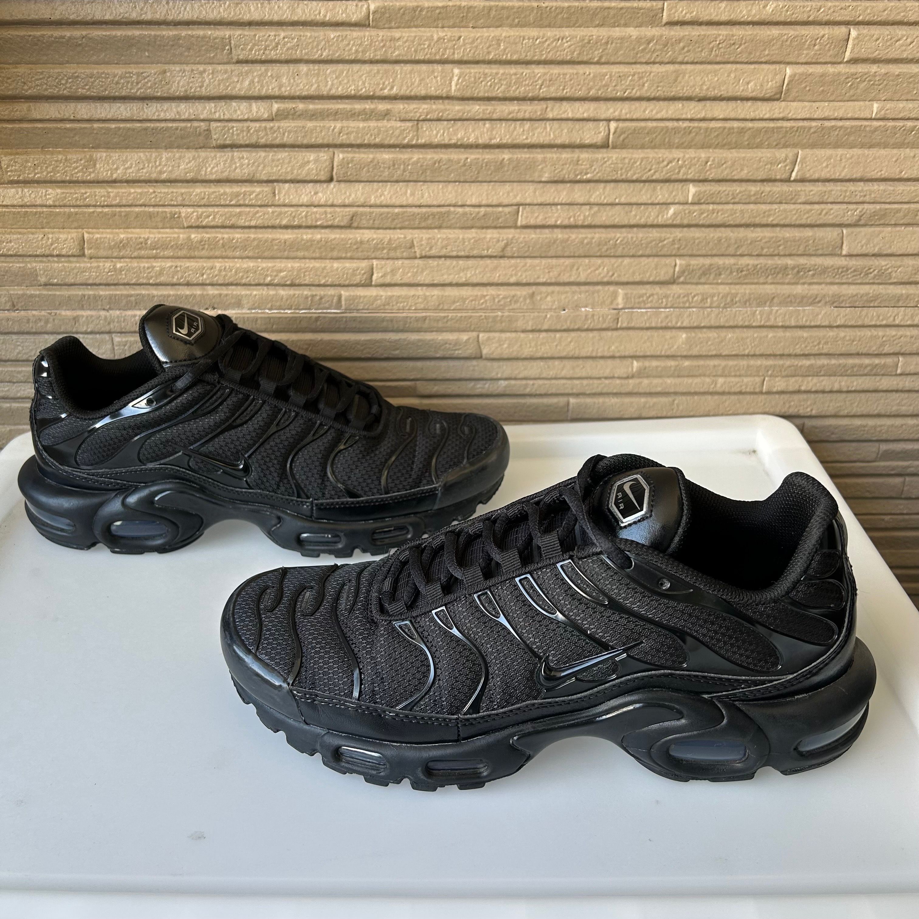 Nike Air Max Plus "Triple Black"