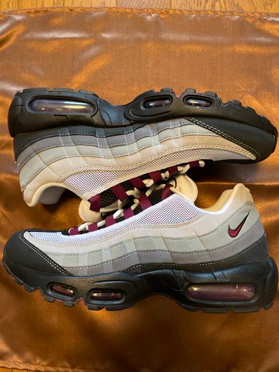 Nike Air Max 95 "Pearl Grey/Dark Beetroot"