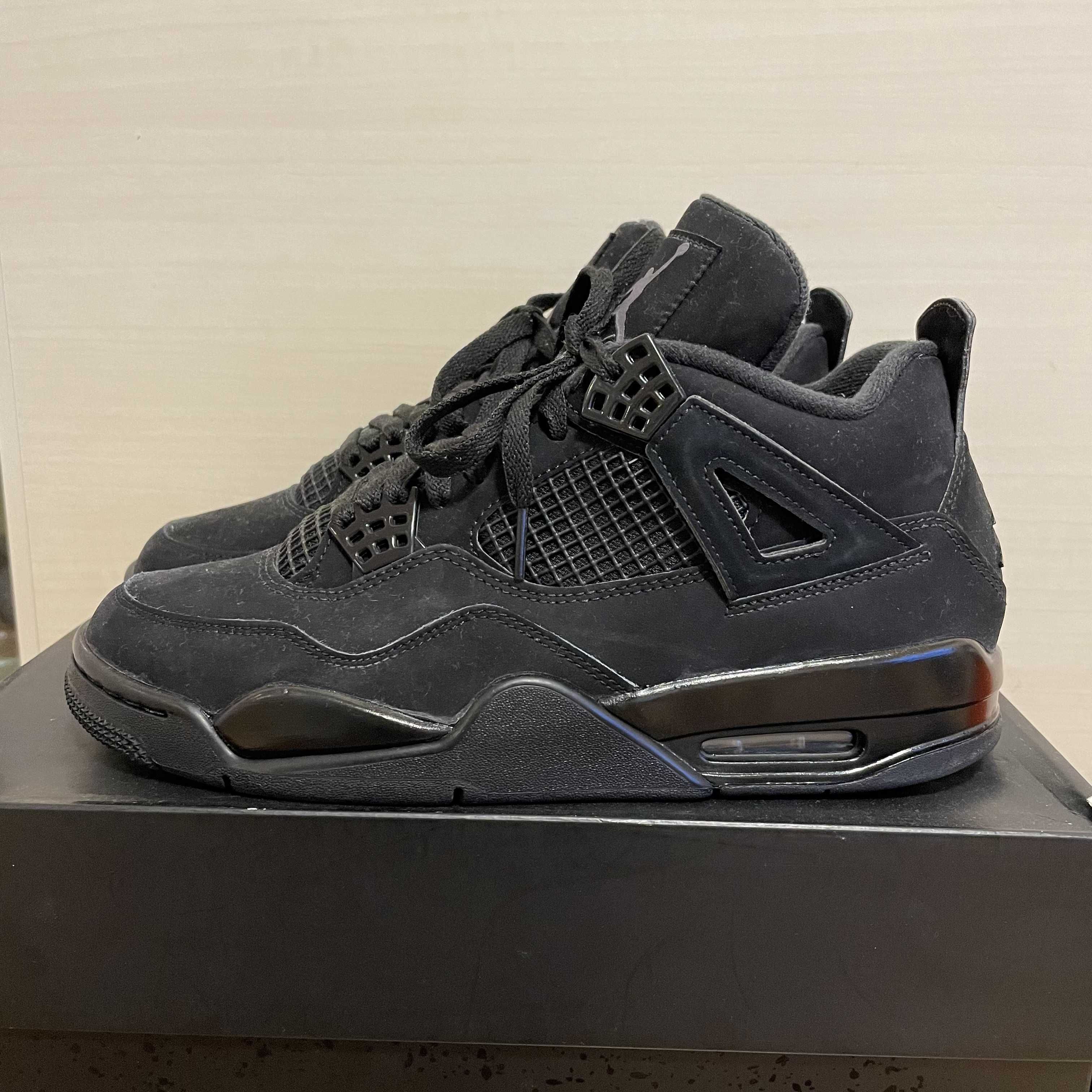 Nike Air Jordan 4 "Black Cat"