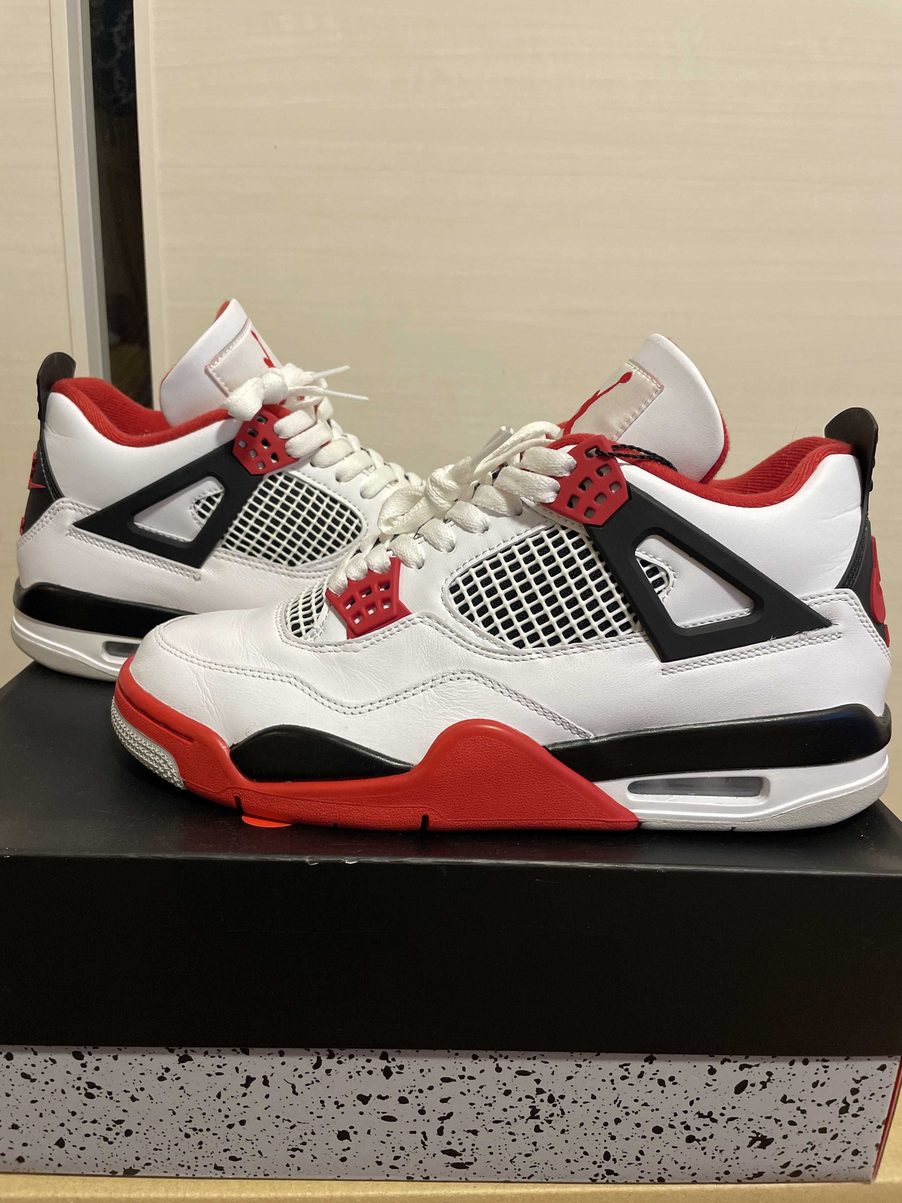 Nike Air Jordan 4 Retro OG "Fire Red" (2020)